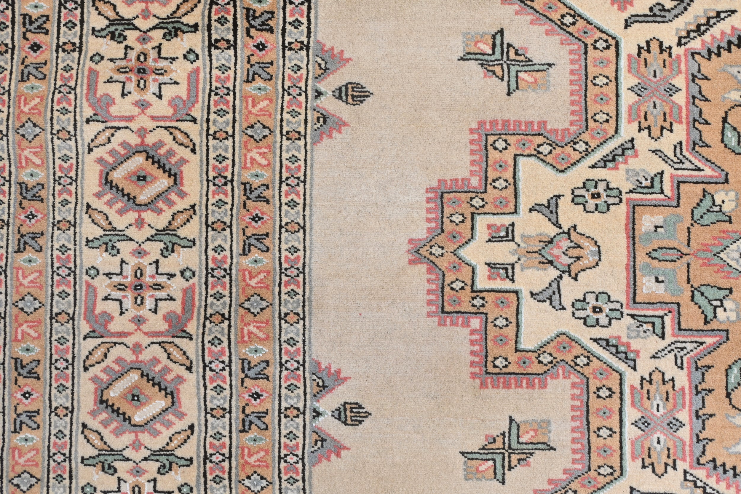 Caucasian Rug - 264 cm x 187 cm