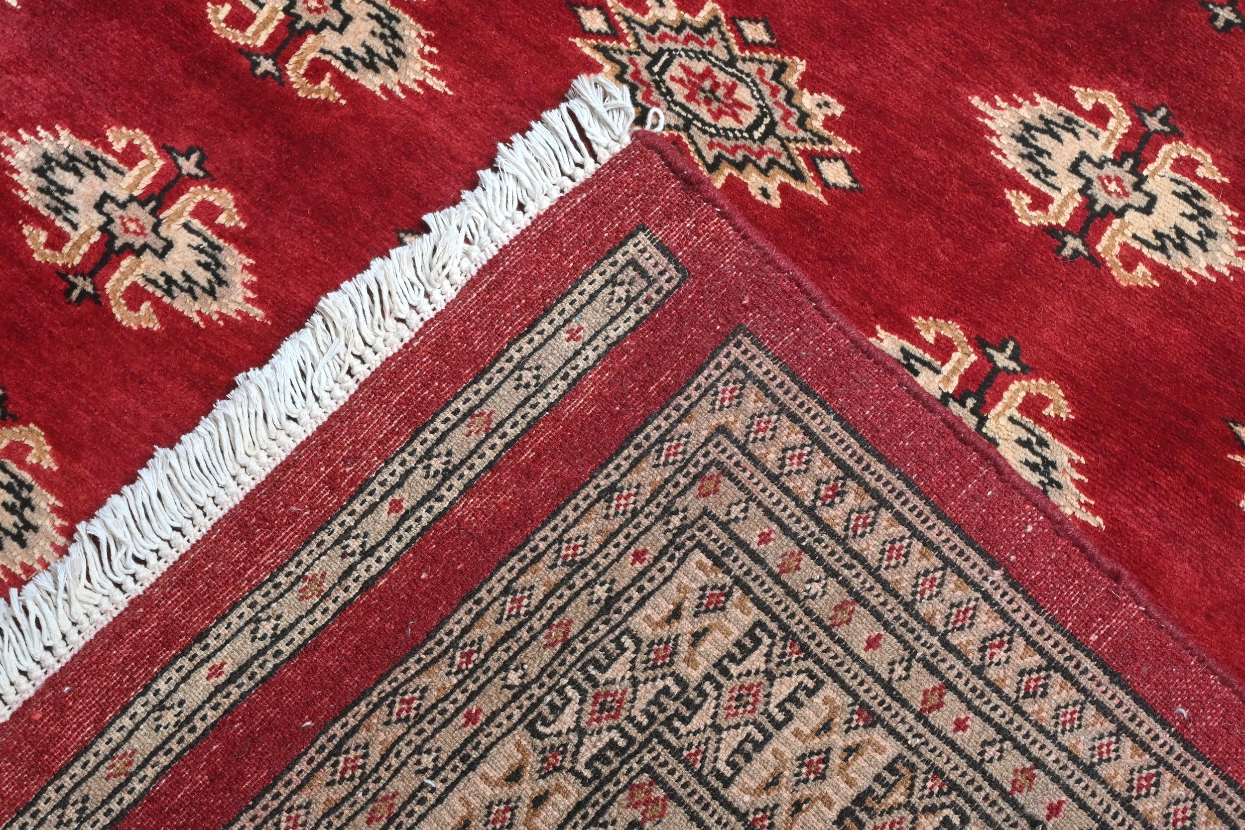 Jaldar Rug - 228 cm x 153 cm