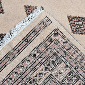 Jaldar Rug - 240 cm x 150 cm