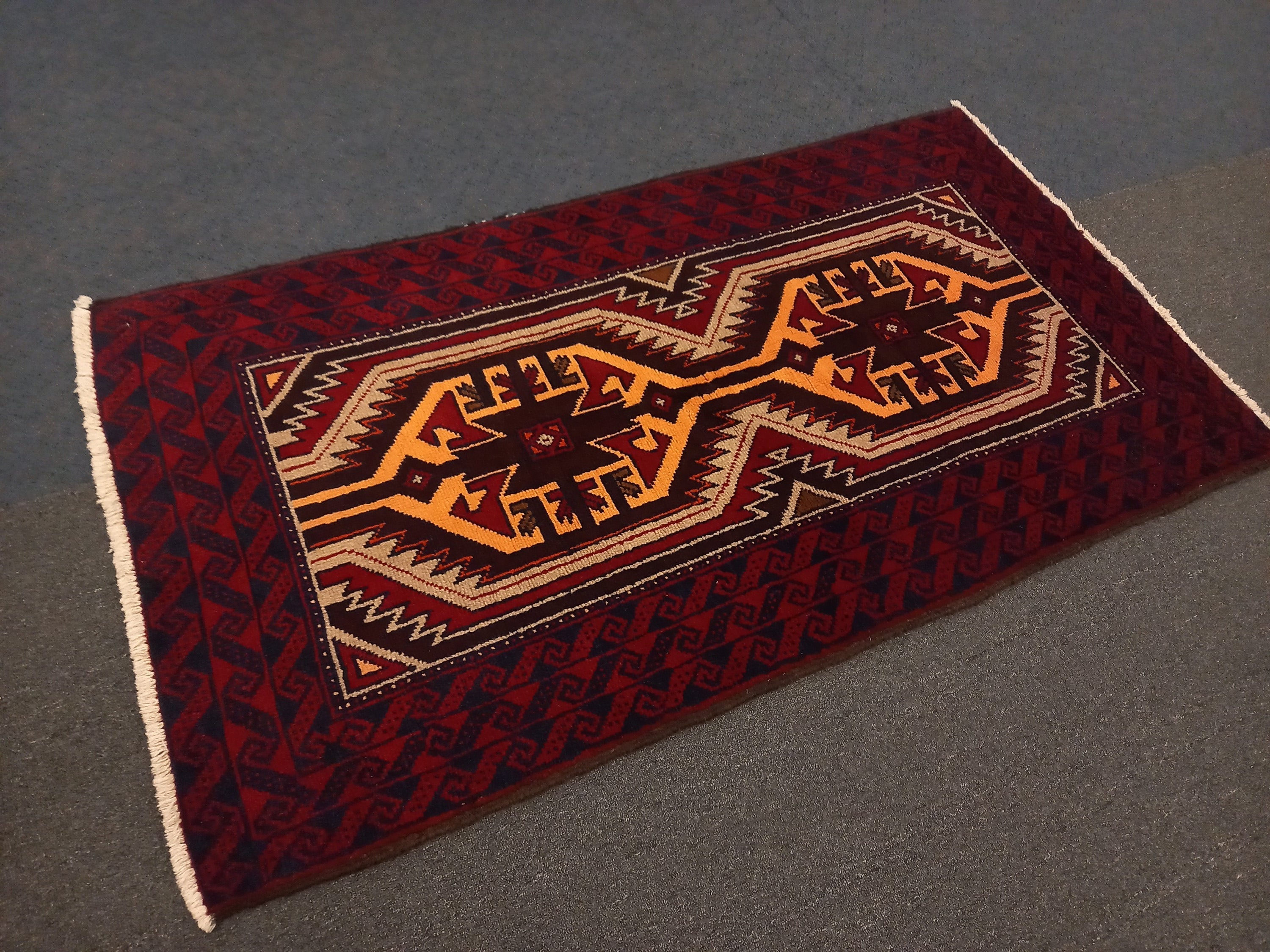 Hamadan Rug - 173 cm x 98 cm