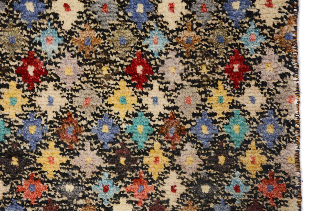 Modern Moroccan Hand Knotted Pure wool pile rug 181cm x 124cm