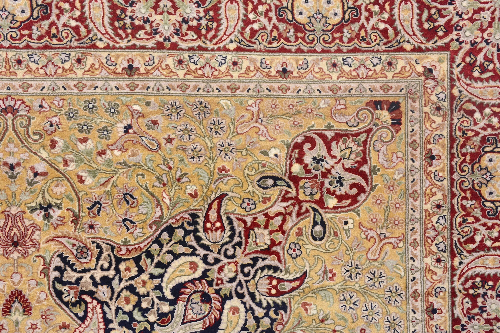 281cm x 183cm Hand Knotted Kashmiri area rug pure wool pile rug