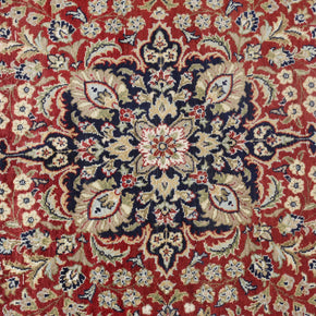 270cm x 182 Hand Knotted pure wool pile area rug Kashmiri