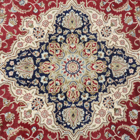 269cm x 184cm Hand Knotted Kashmiri pure wool pile rug with silk highlights