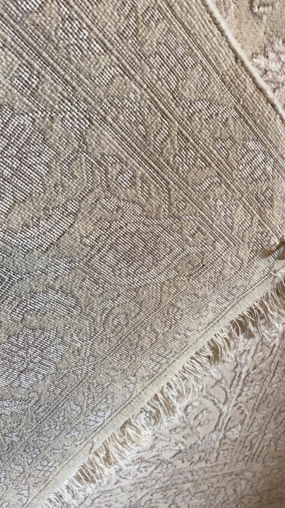 Indo Persian Ziegler Silk and wool pile hand knotted rug 276cm x 183cm