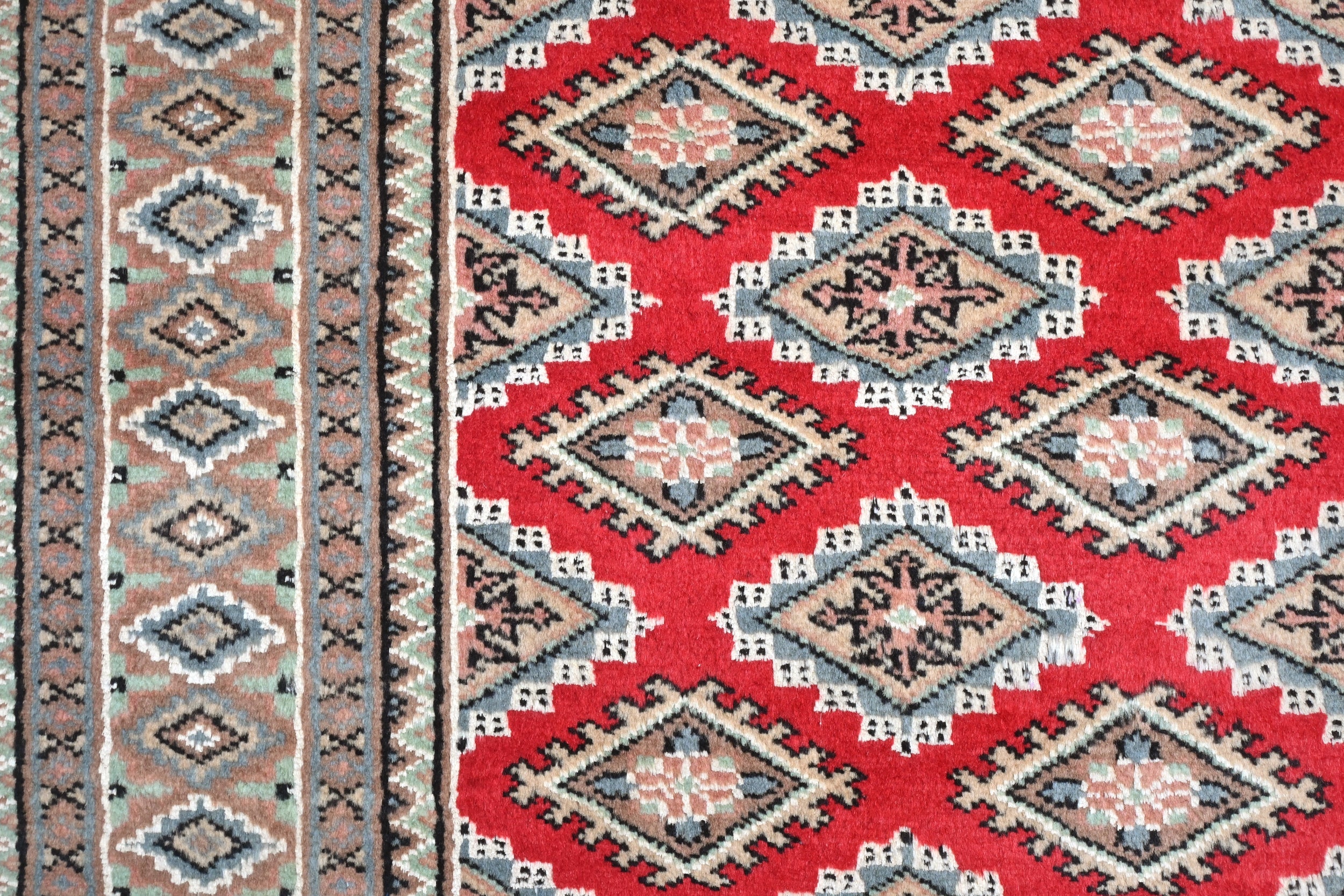 Jaldar Rug - 188 cm x 127 cm