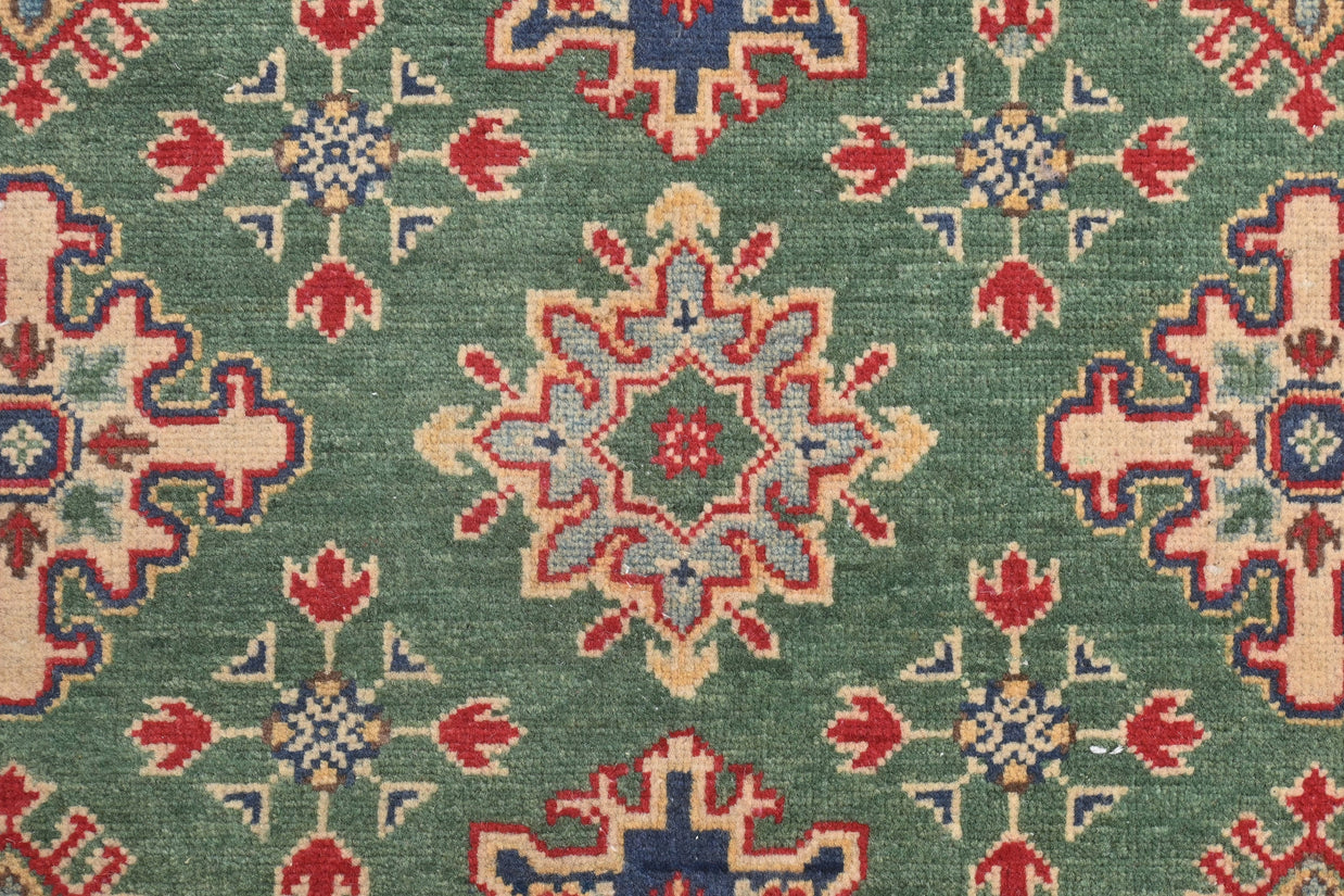 Kazak Rug - 236 cm x 171 cm