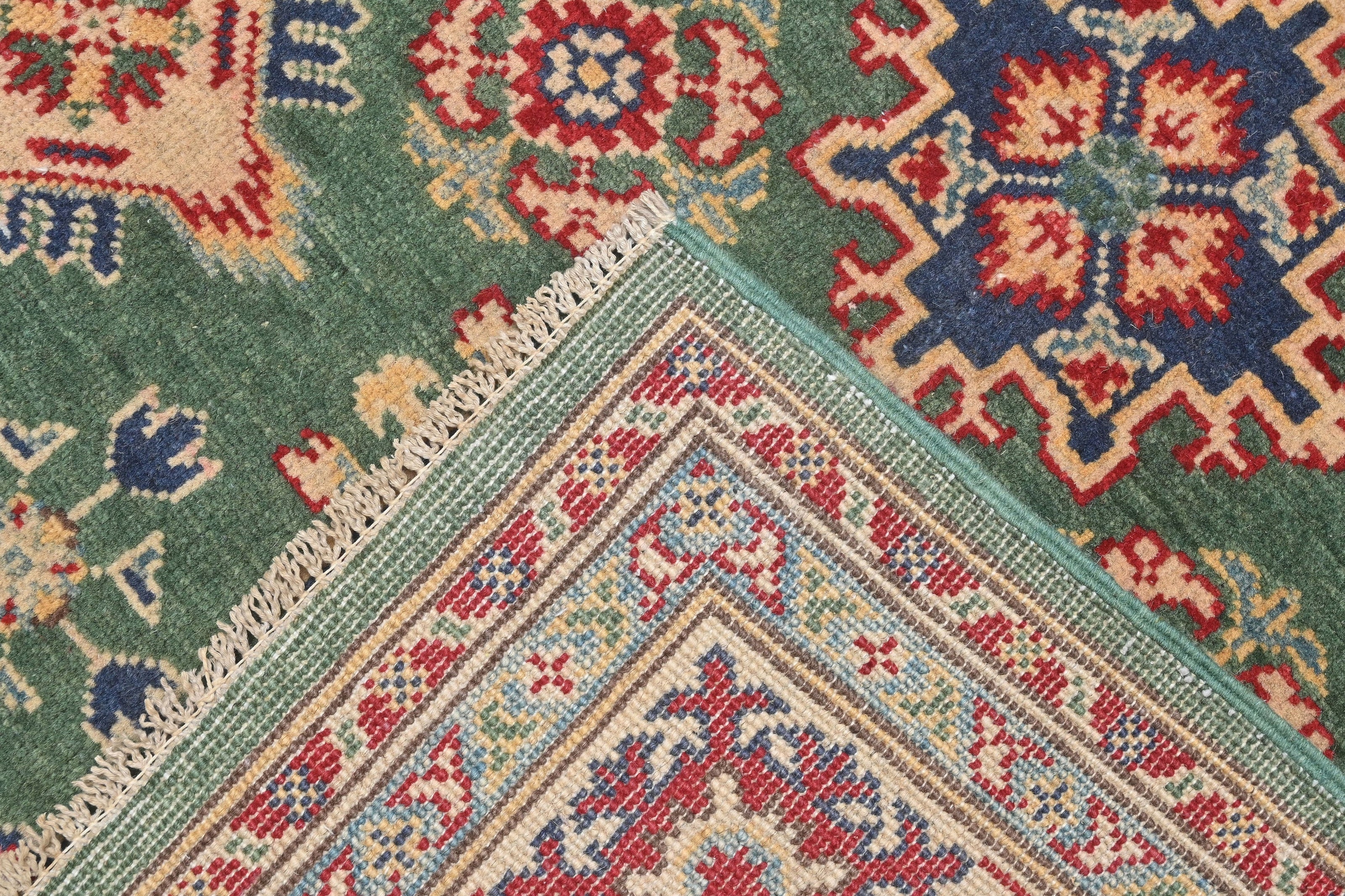 Kazak Rug - 236 cm x 171 cm
