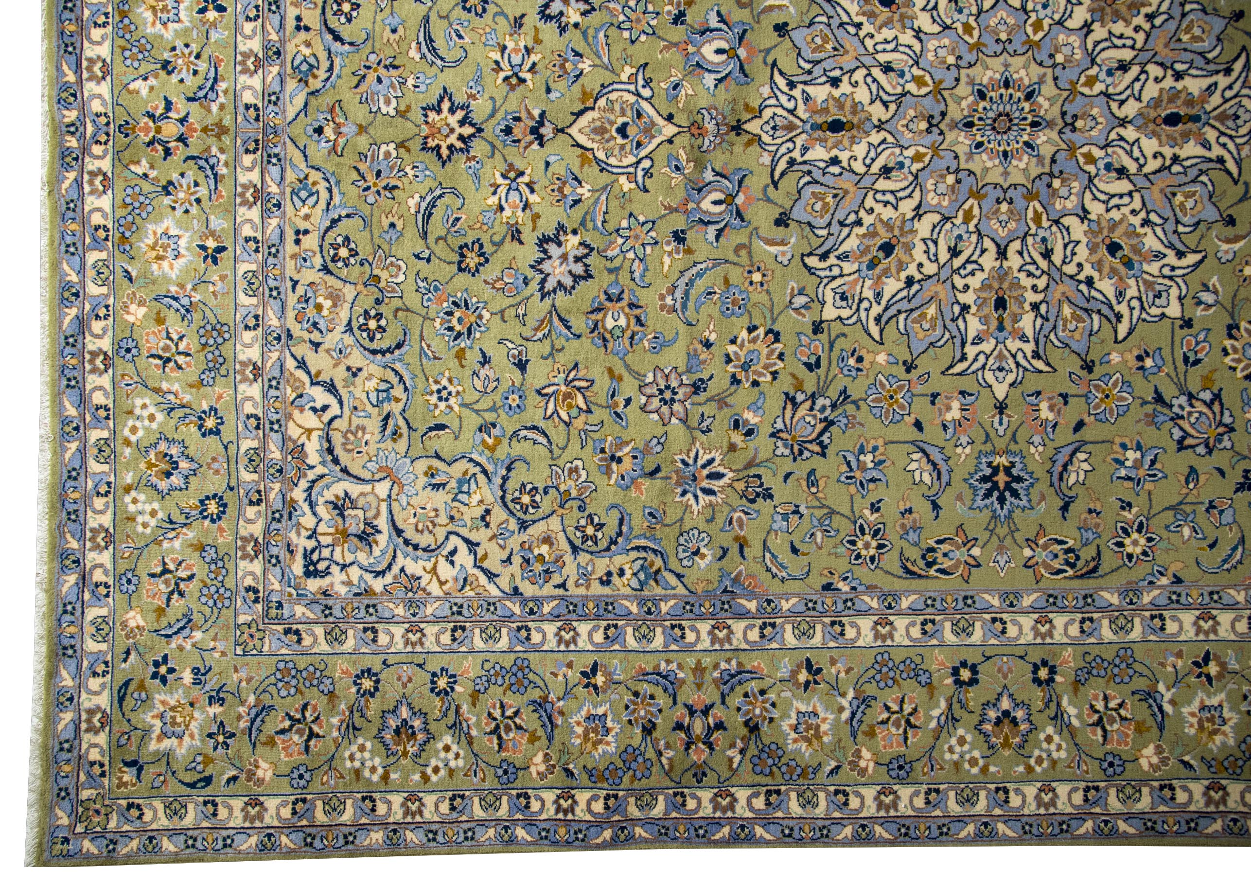Kashan Rug - 370 cm x 270 cm