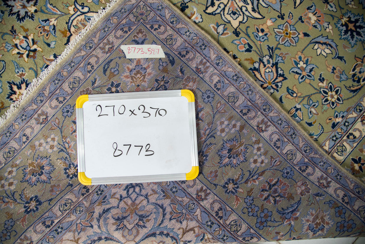 Kashan Rug - 370 cm x 270 cm