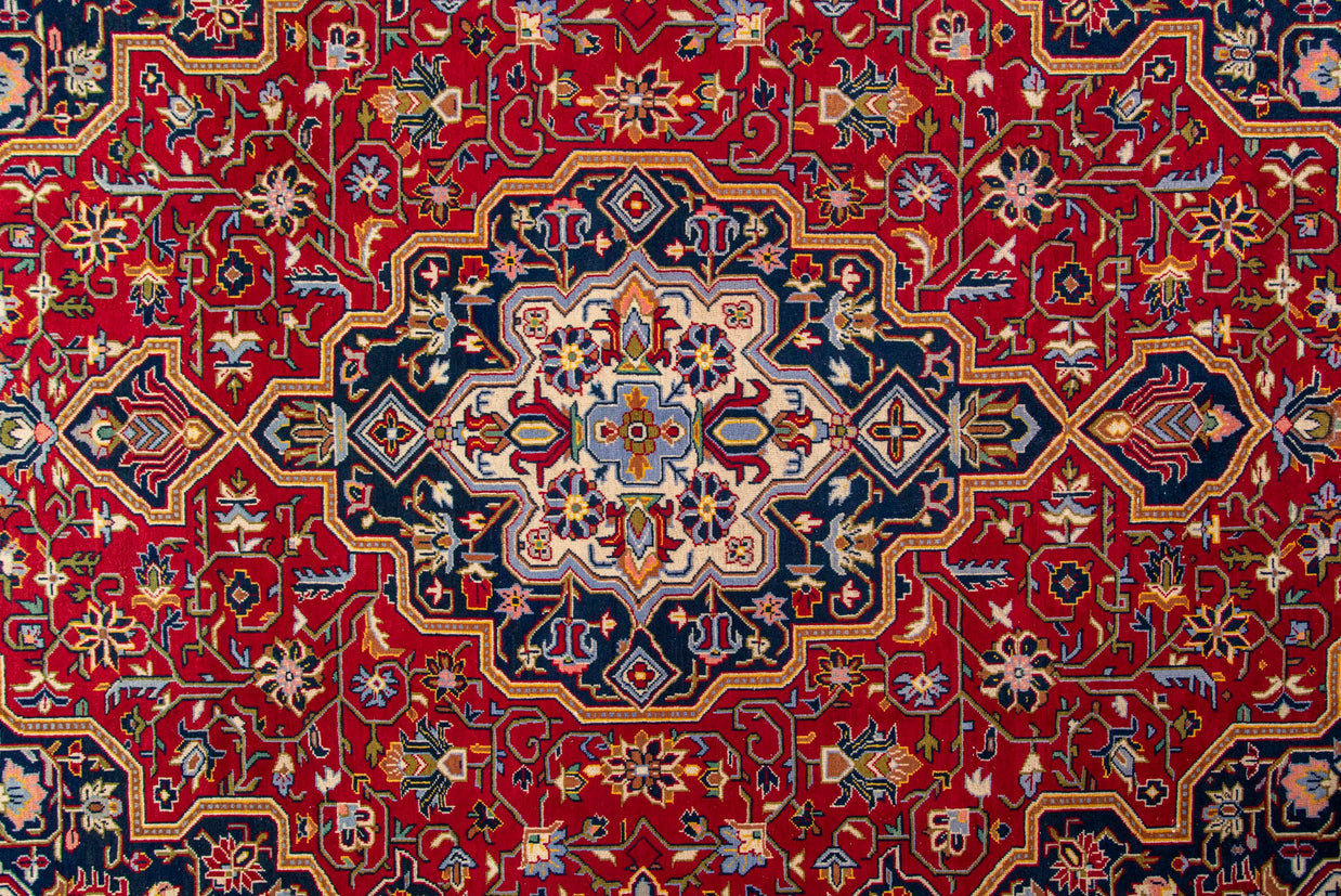 Kashan Rug - 310 cm x 220 cm
