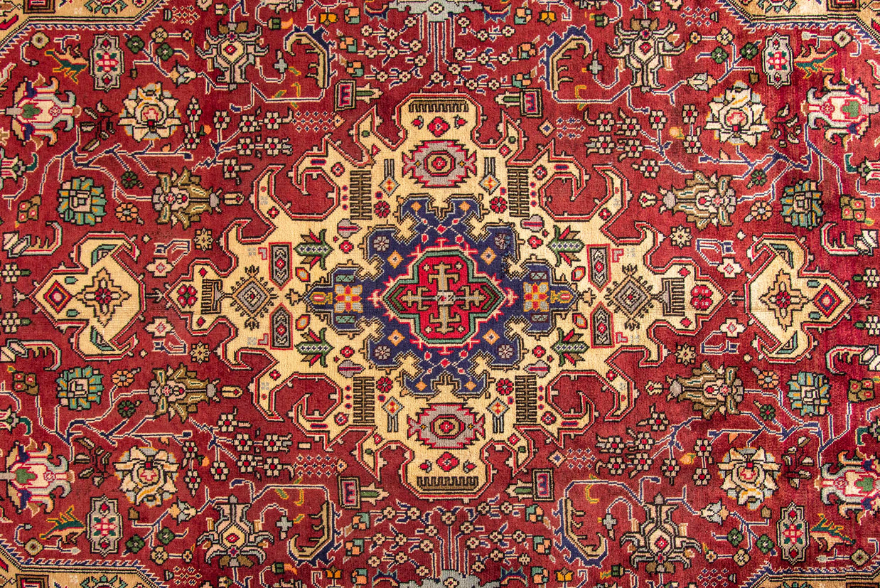 Tabriz Rug - 305 cm x 200 cm