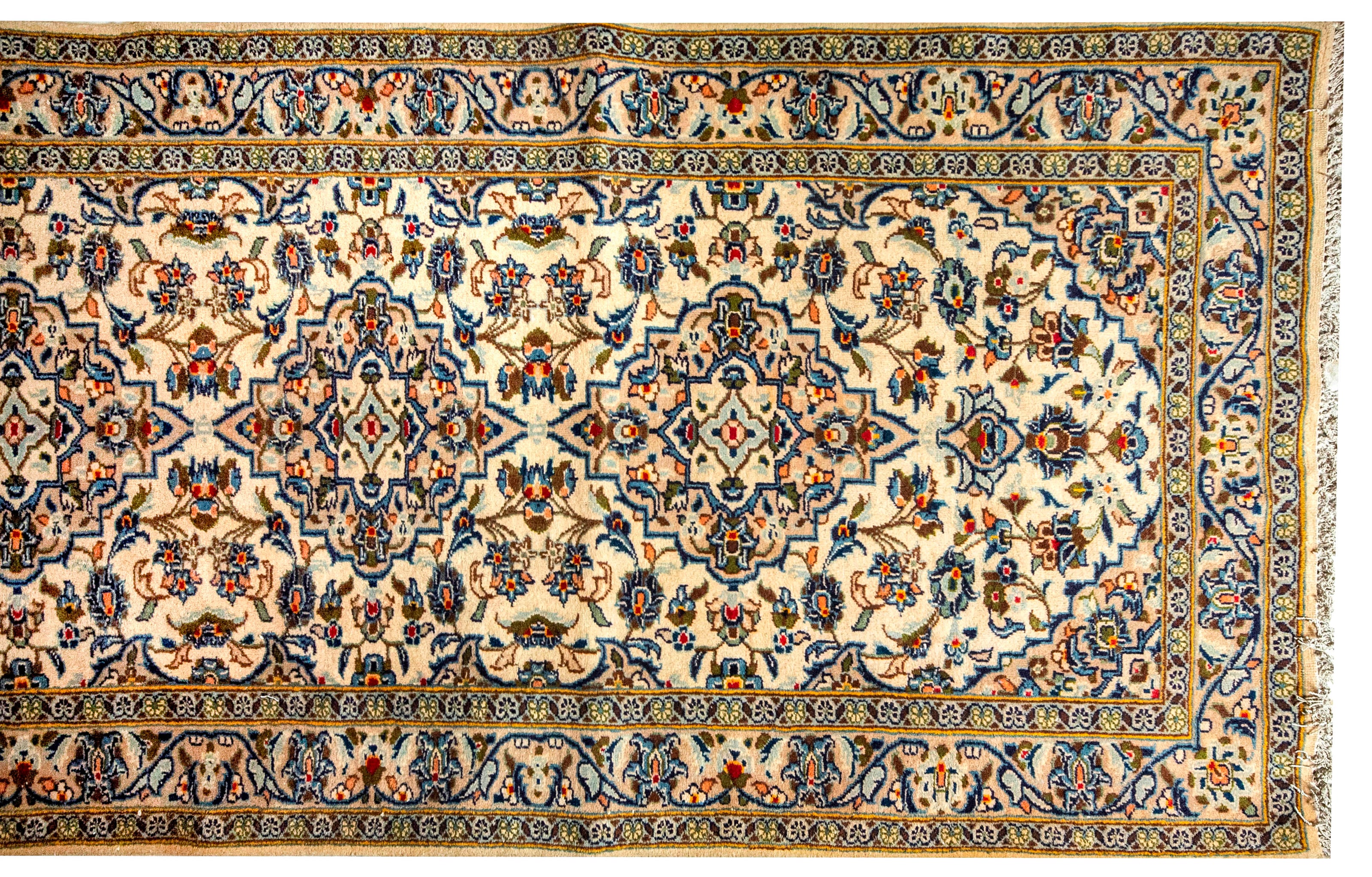 Kashan Runner - 400 cm x 110 cm
