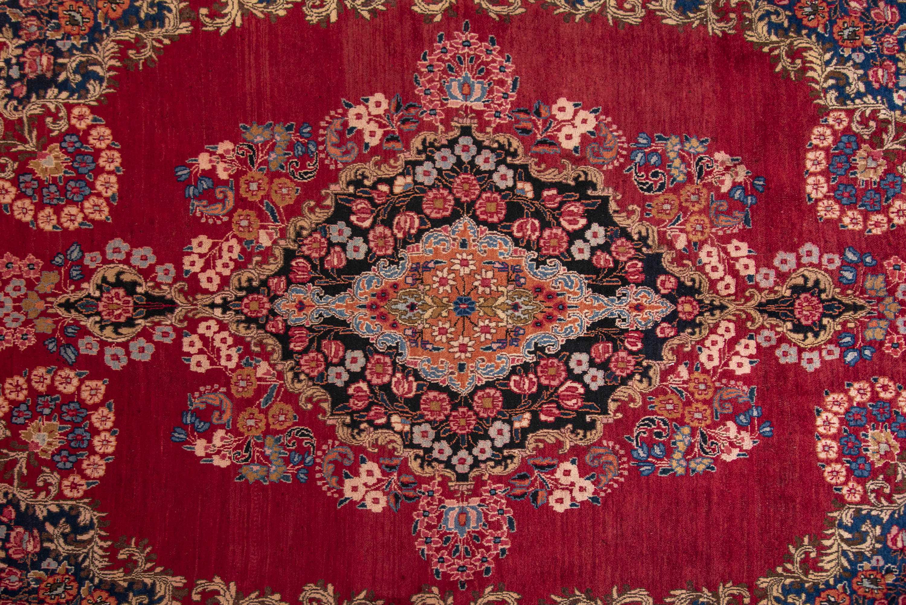 Tabriz Rug - 337 cm x 237 cm