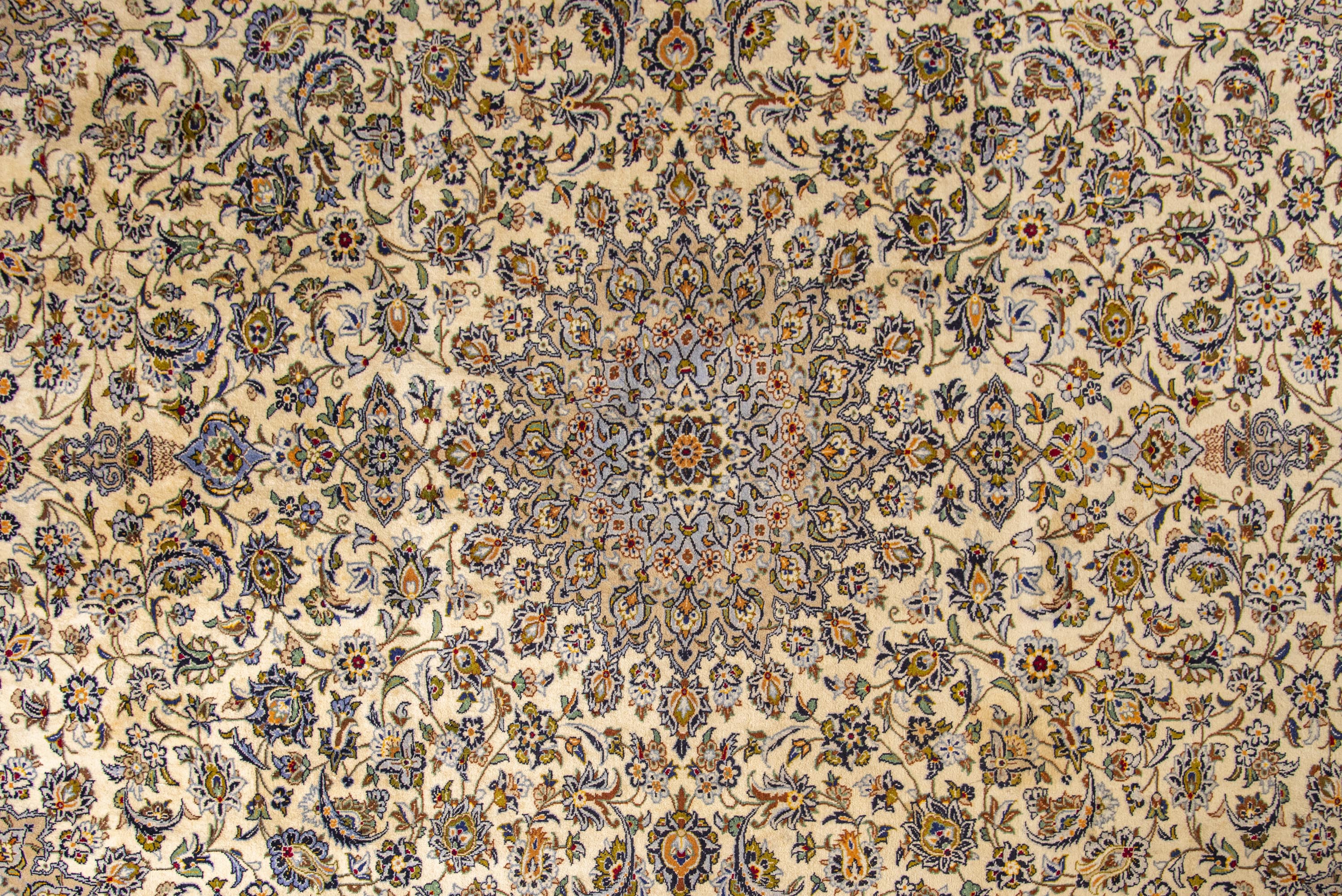 Kashan Rug - 395 cm x 295 cm
