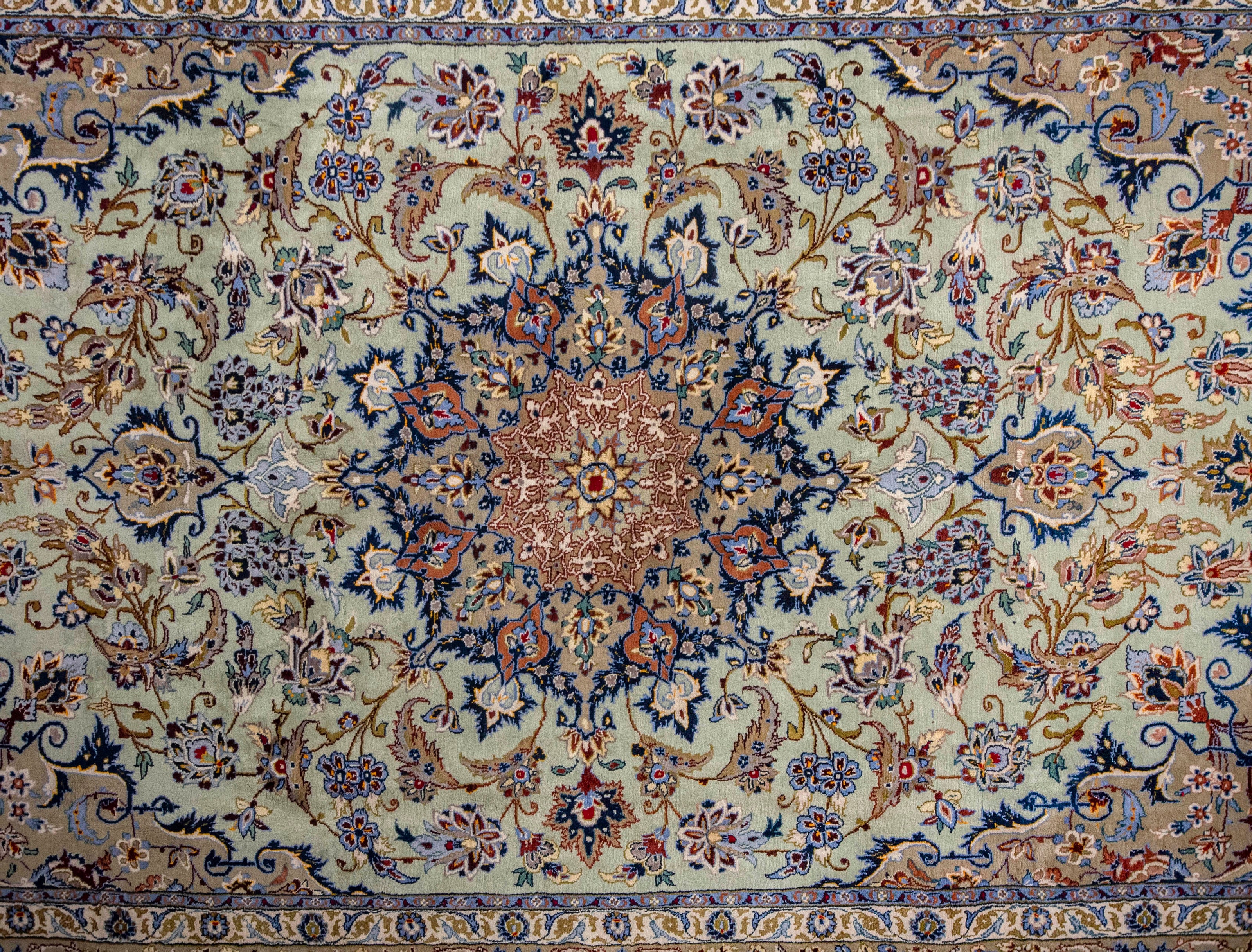Kashan Rug - 404 cm x 262 cm