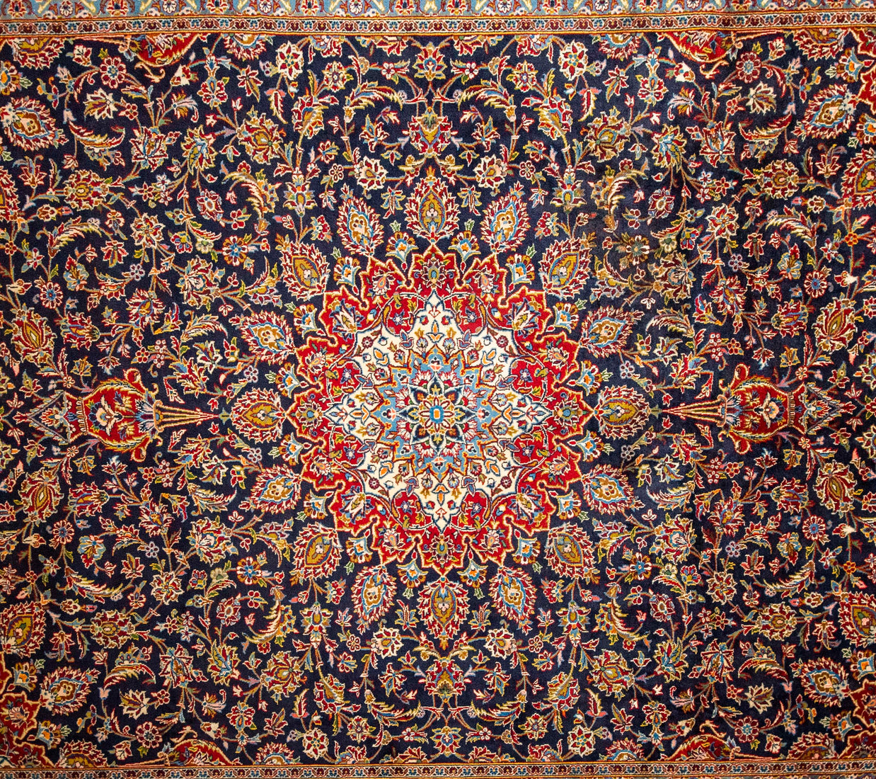 Kashan Rug - 407 cm x 308 cm
