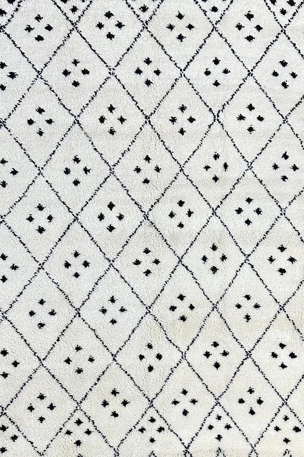 Moroccan Rug  - 278 cm x 188 cm