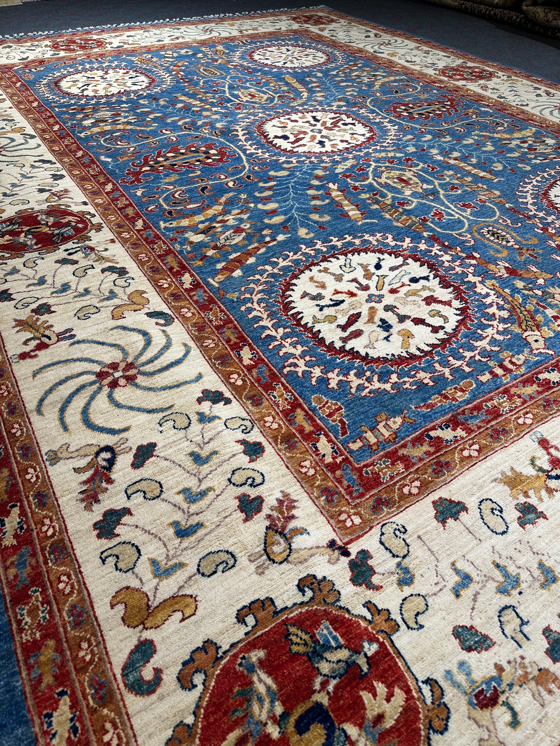Khurjeen Rug  - 364 cm x 273 cm