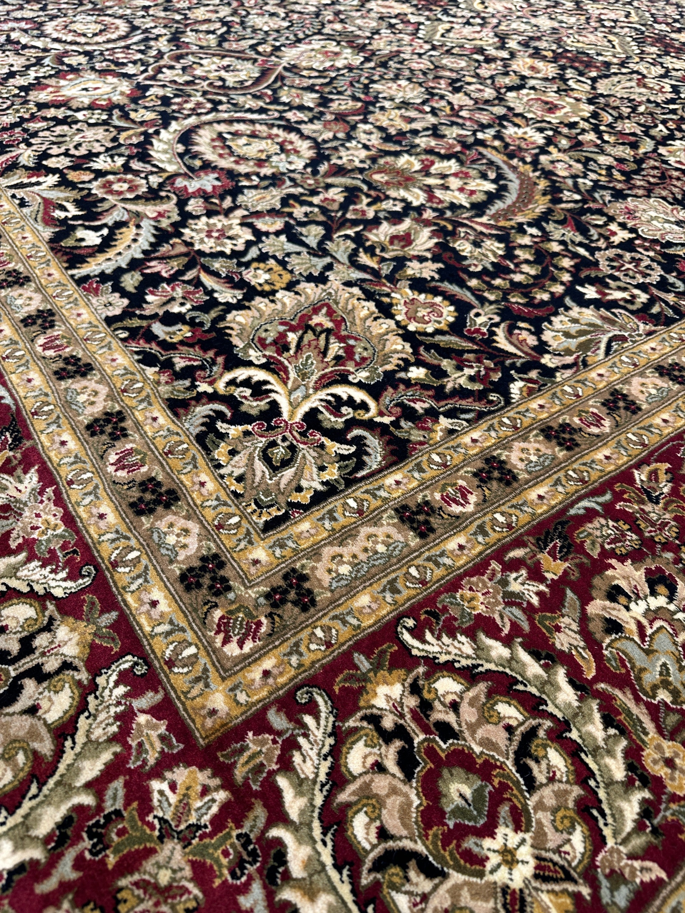 Kashmiri Rug  - 368 cm x 277 cm