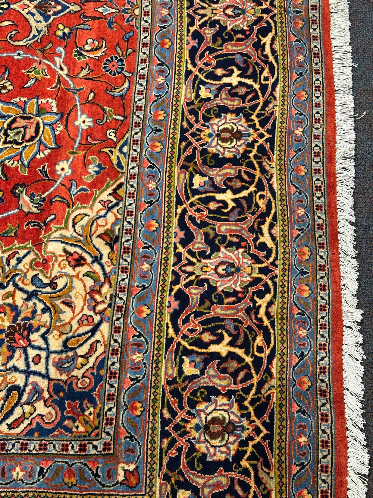 Sarouk Rug - 393 cm x 285 cm