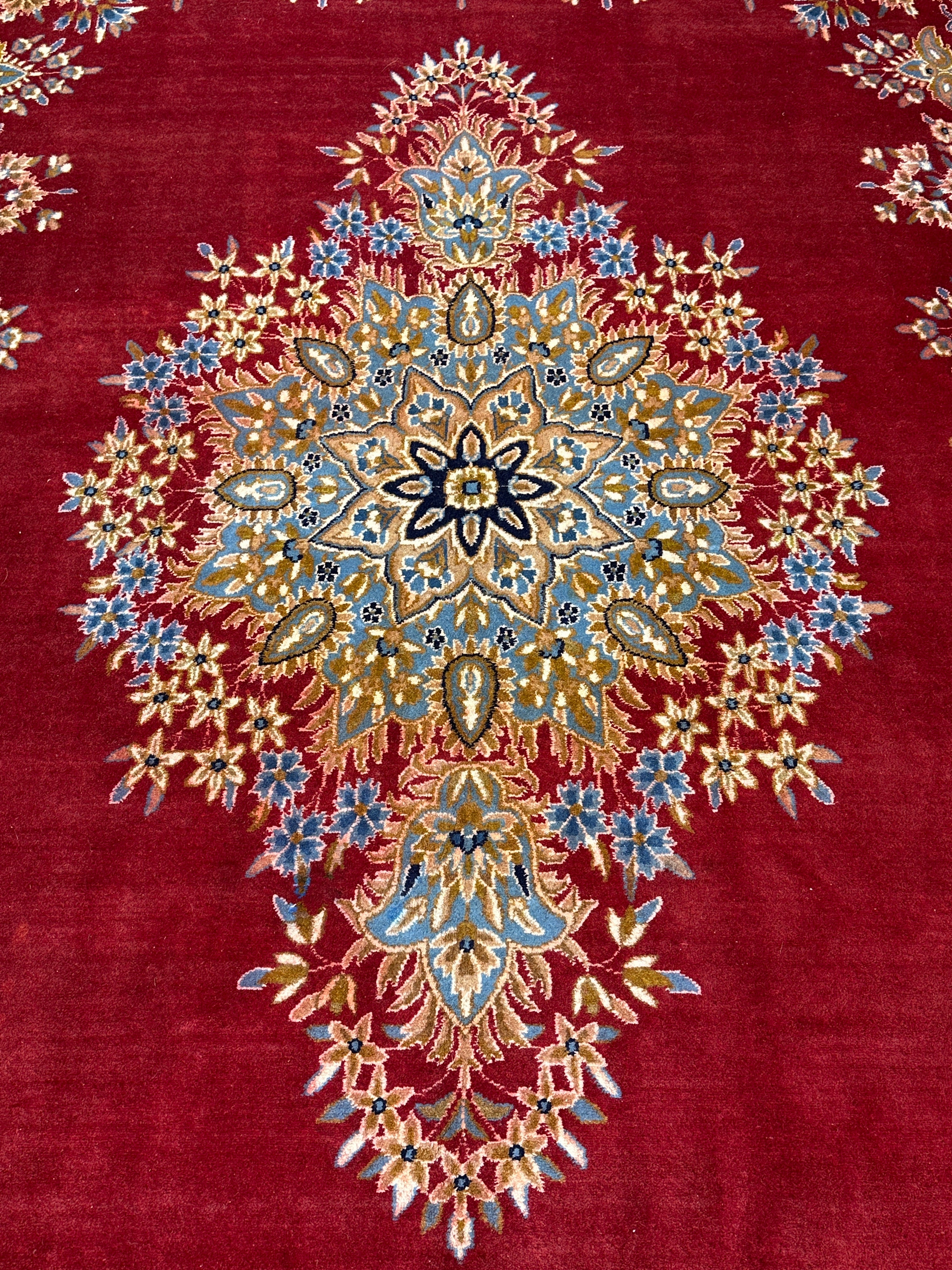 Kerman Shah Rug  - 390 cm x 299 cm