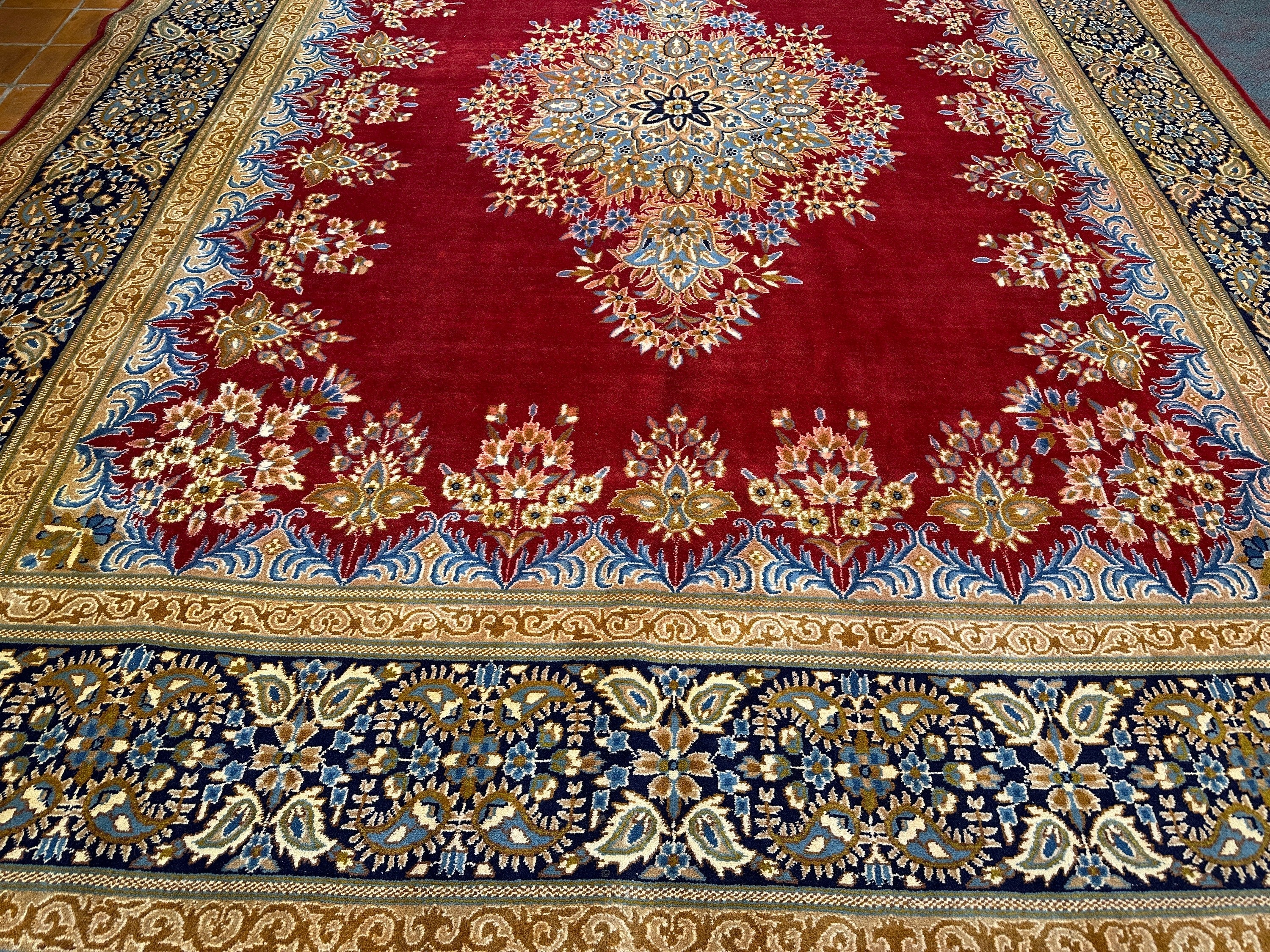 Kerman Shah Rug  - 390 cm x 299 cm