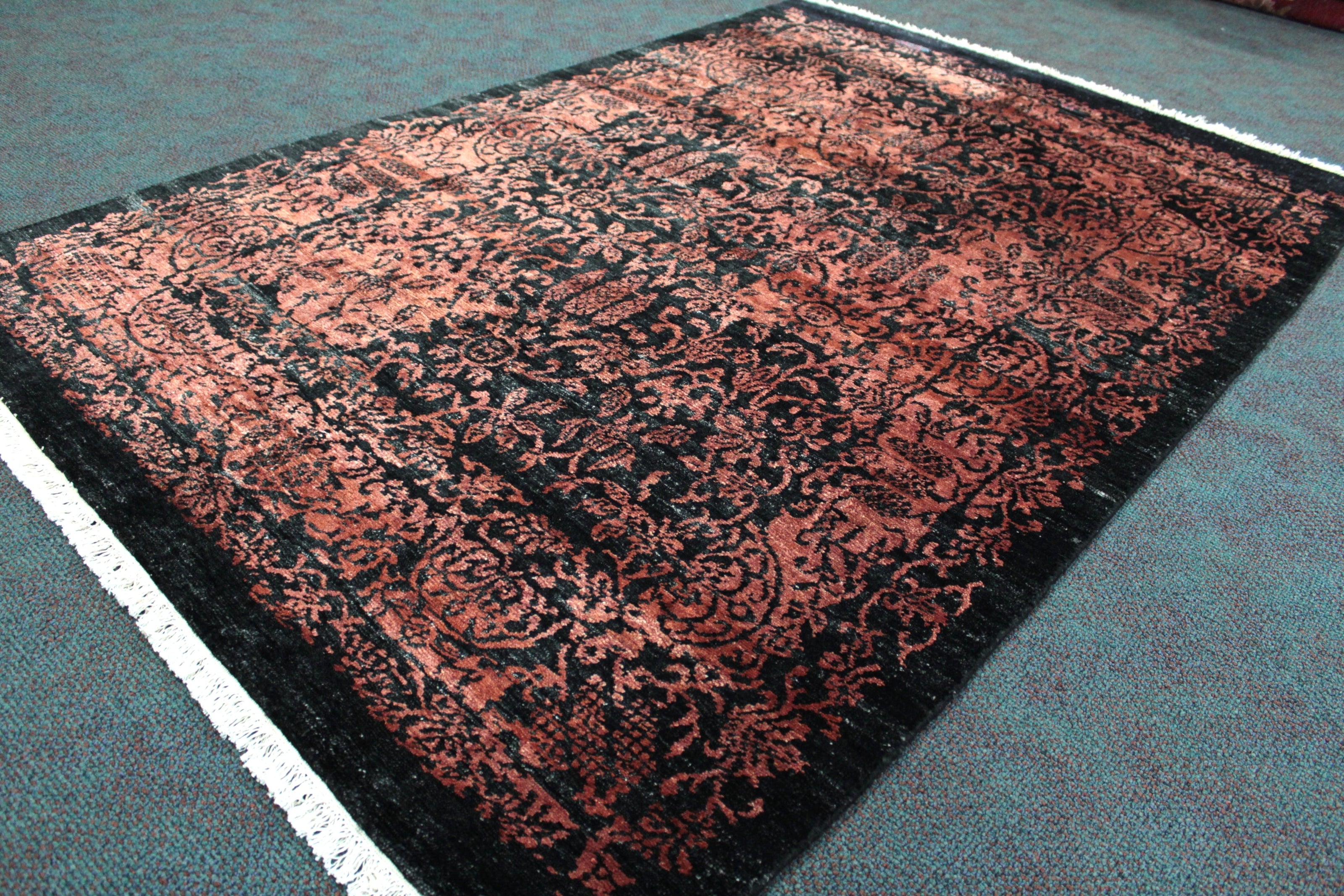 Modern Rug - 198 cm x 135 cm