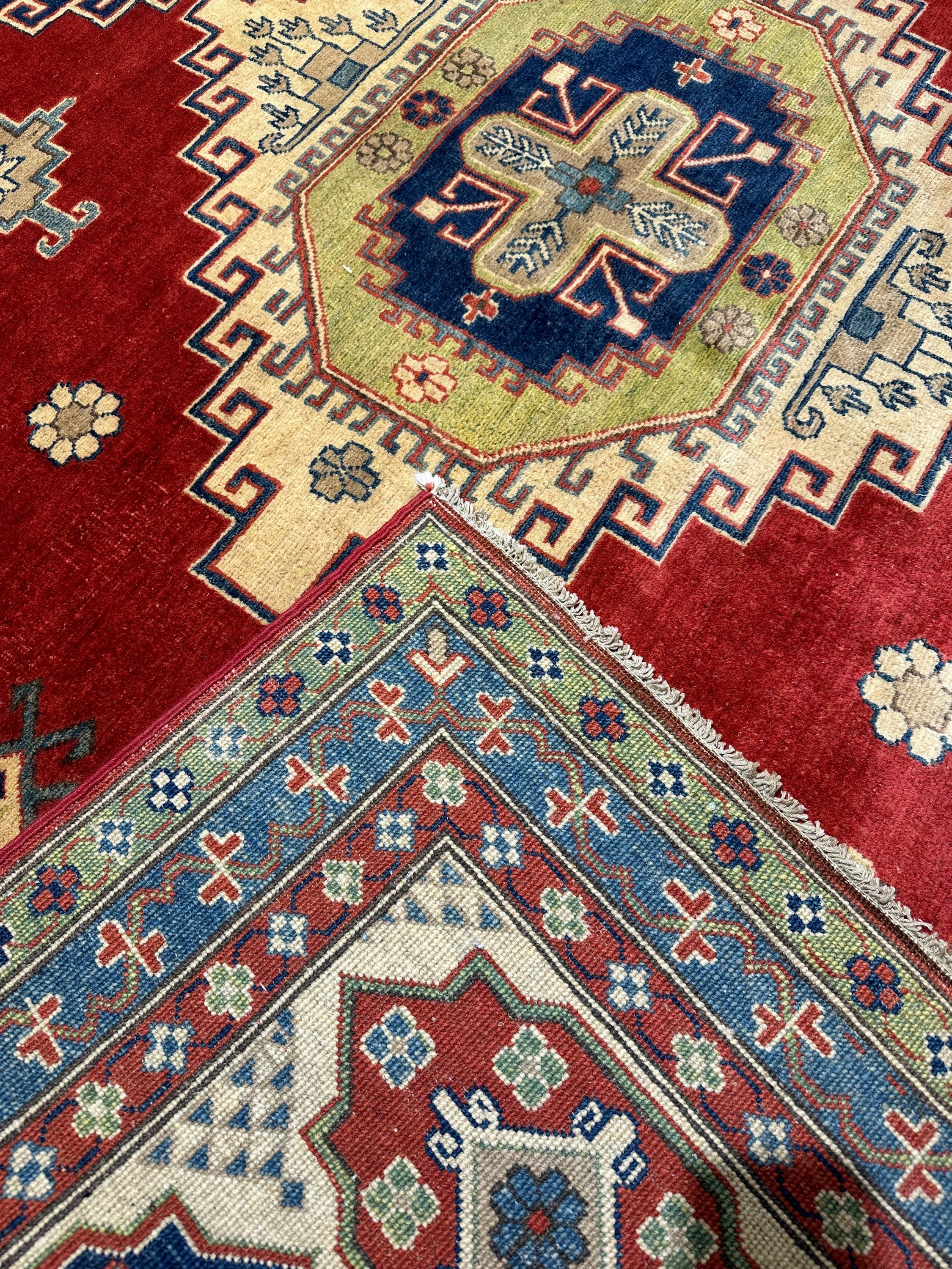 Kazak Rug - 402 cm x 297 cm