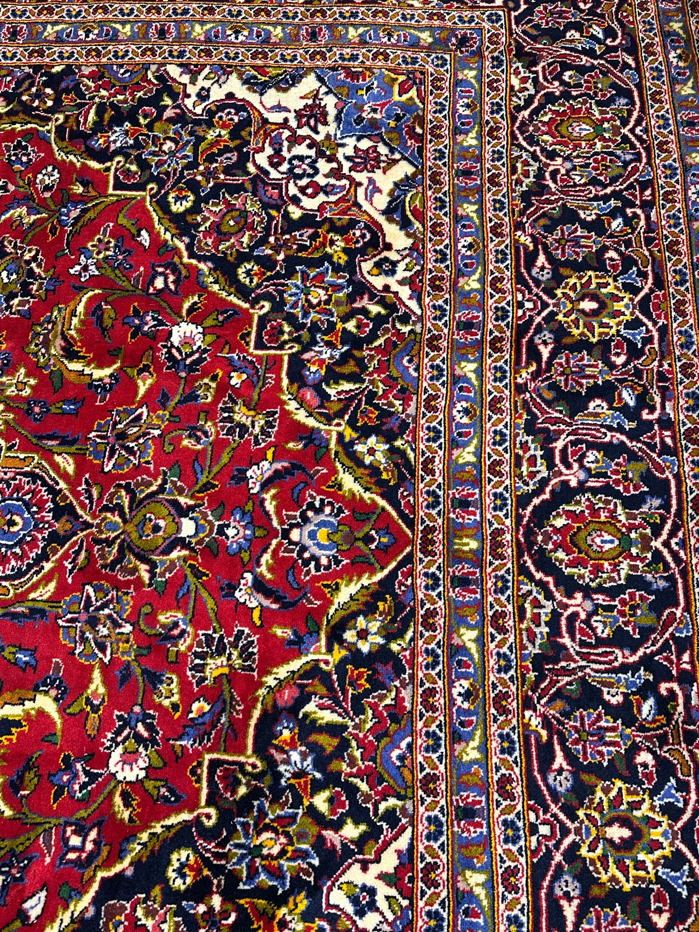 Mashad Rug - 438 cm x 302 cm