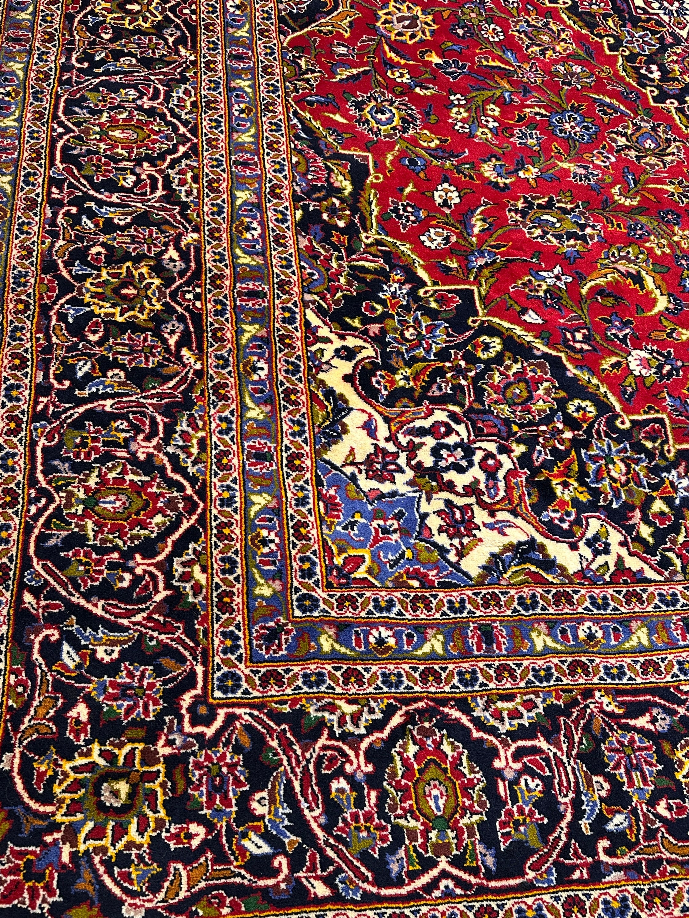 Mashad Rug - 438 cm x 302 cm