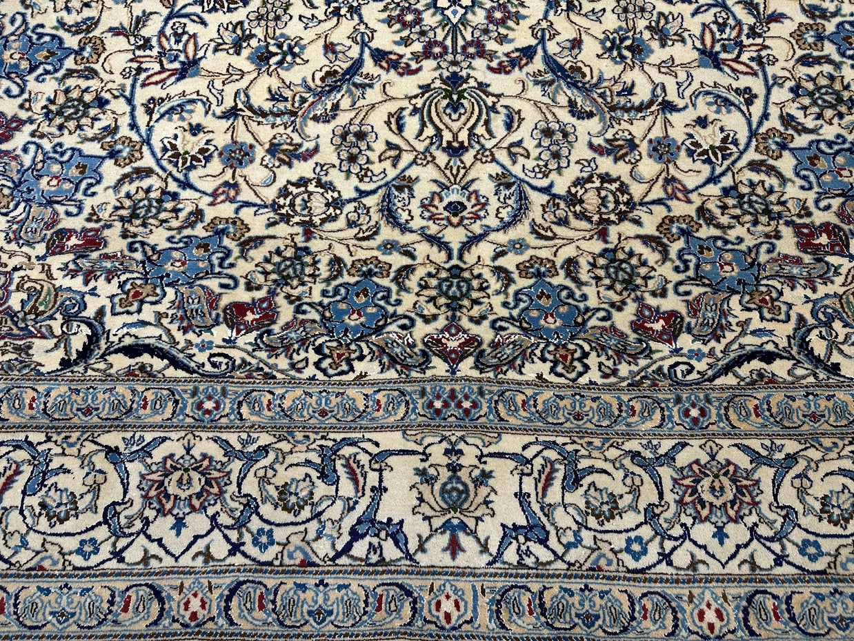 Nain Rug - 392 cm x 290 cm