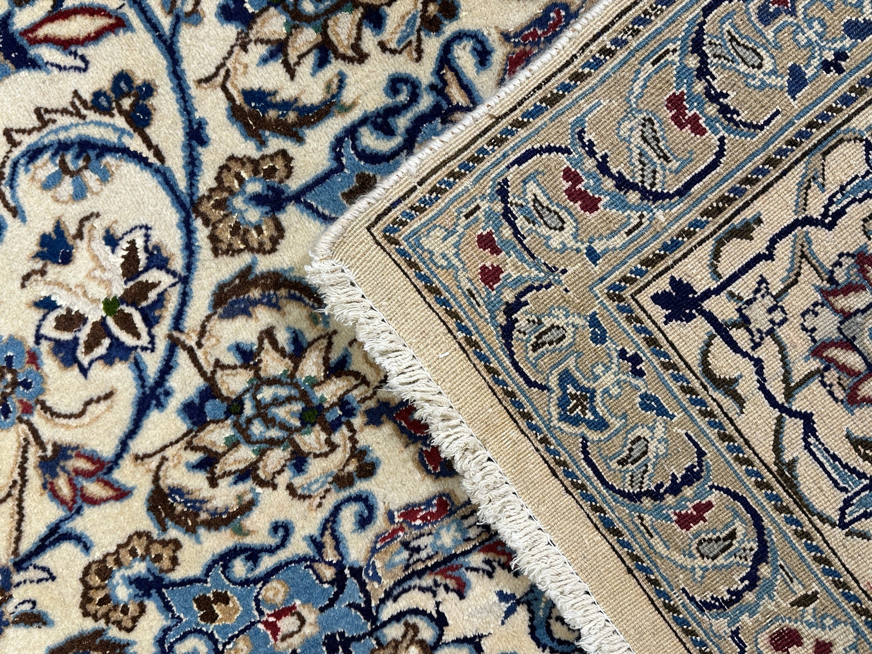 Nain Rug - 392 cm x 290 cm