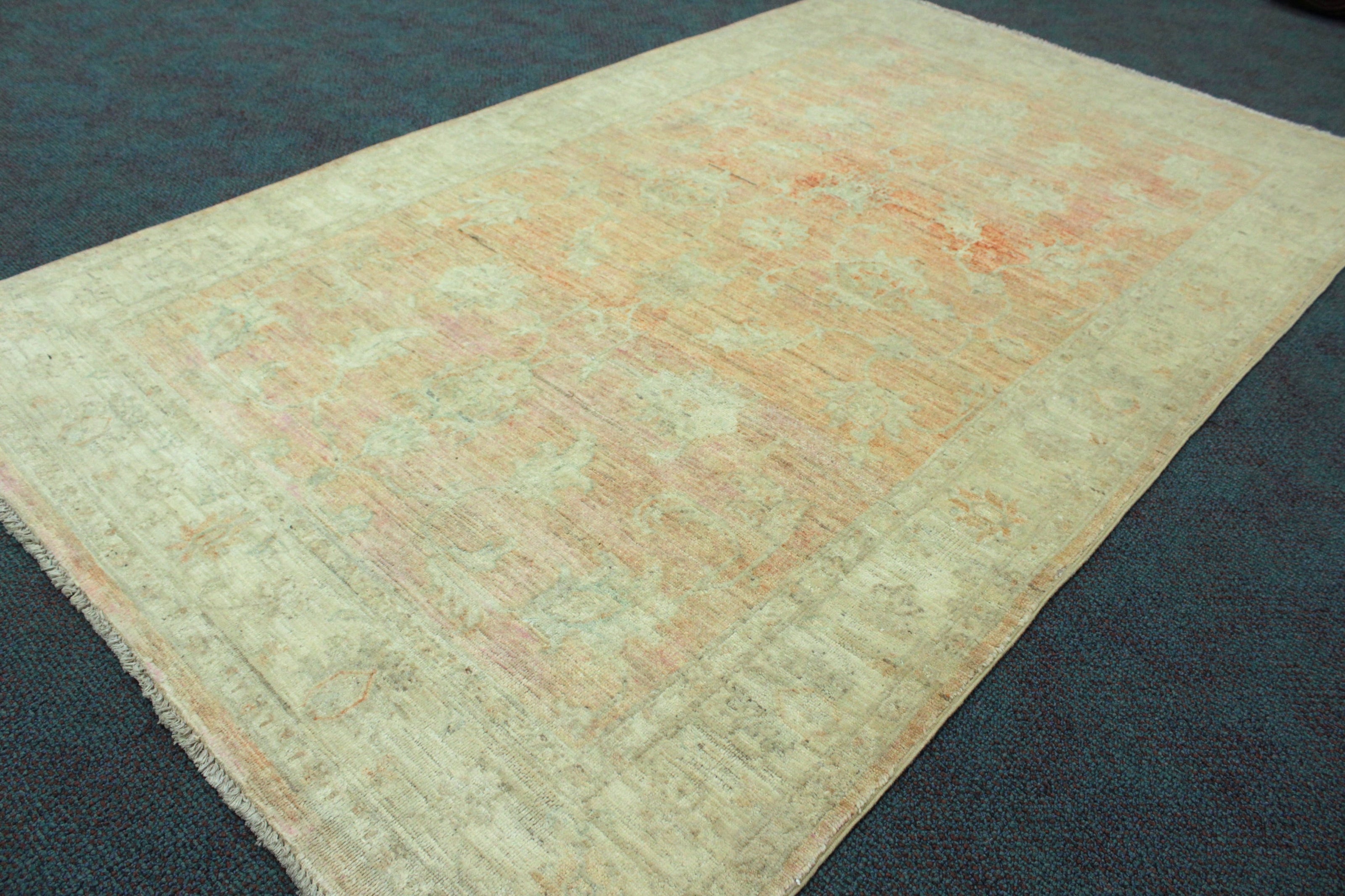 Chobi Rug - 187 cm x 114 cm