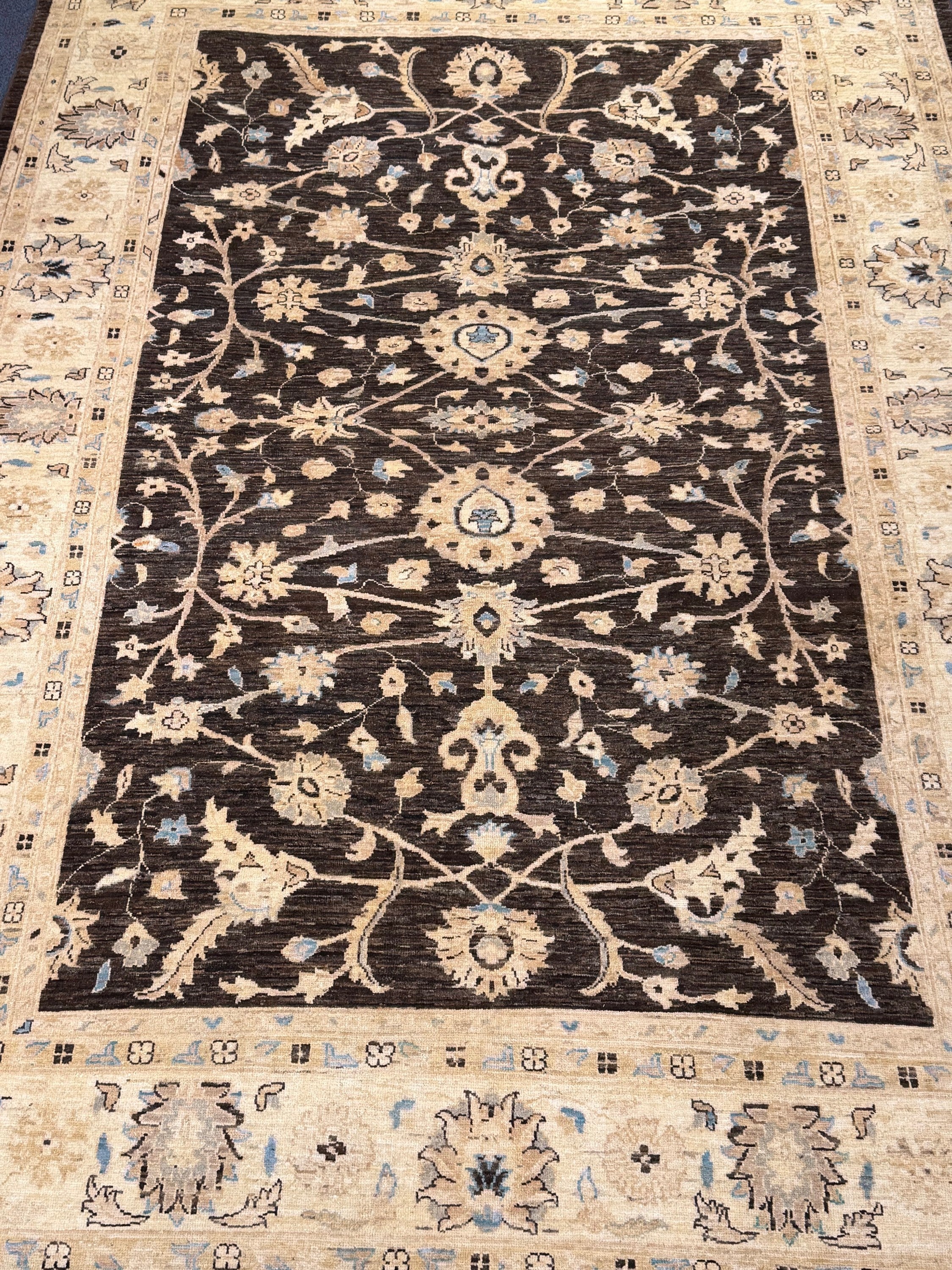 Chobi Rug - 271 cm x 181 cm