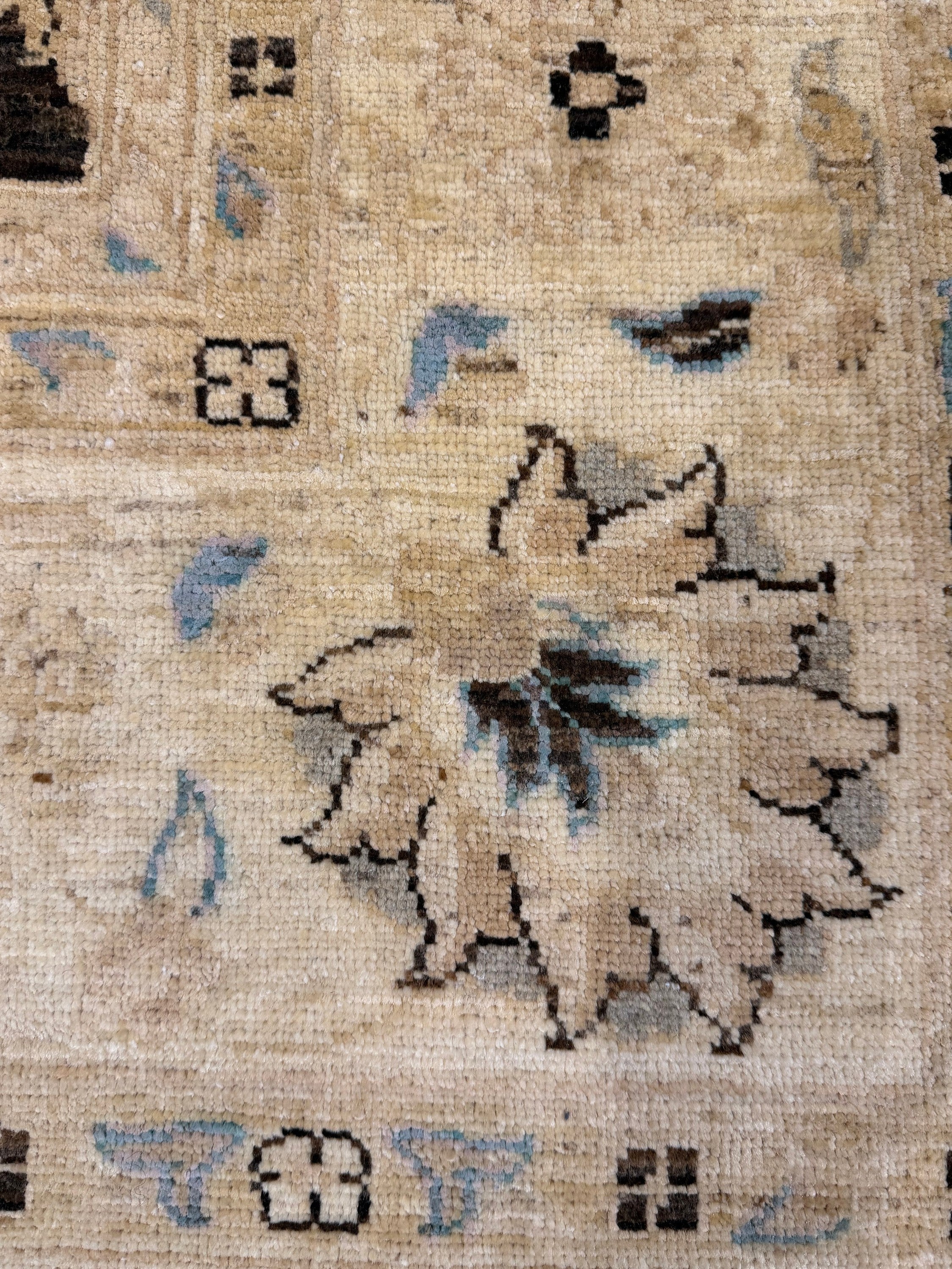 Chobi Rug - 271 cm x 181 cm