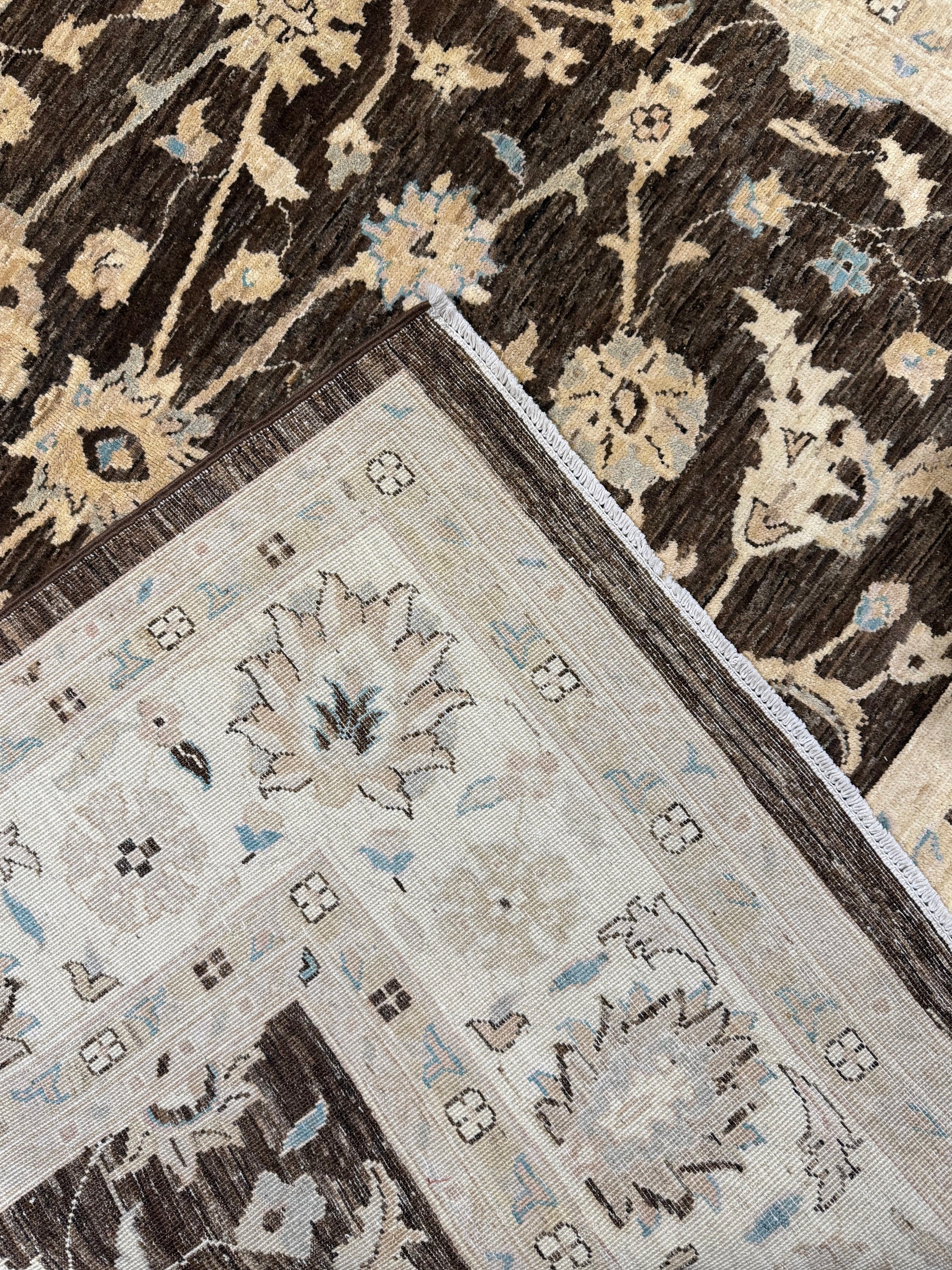Chobi Rug - 271 cm x 181 cm