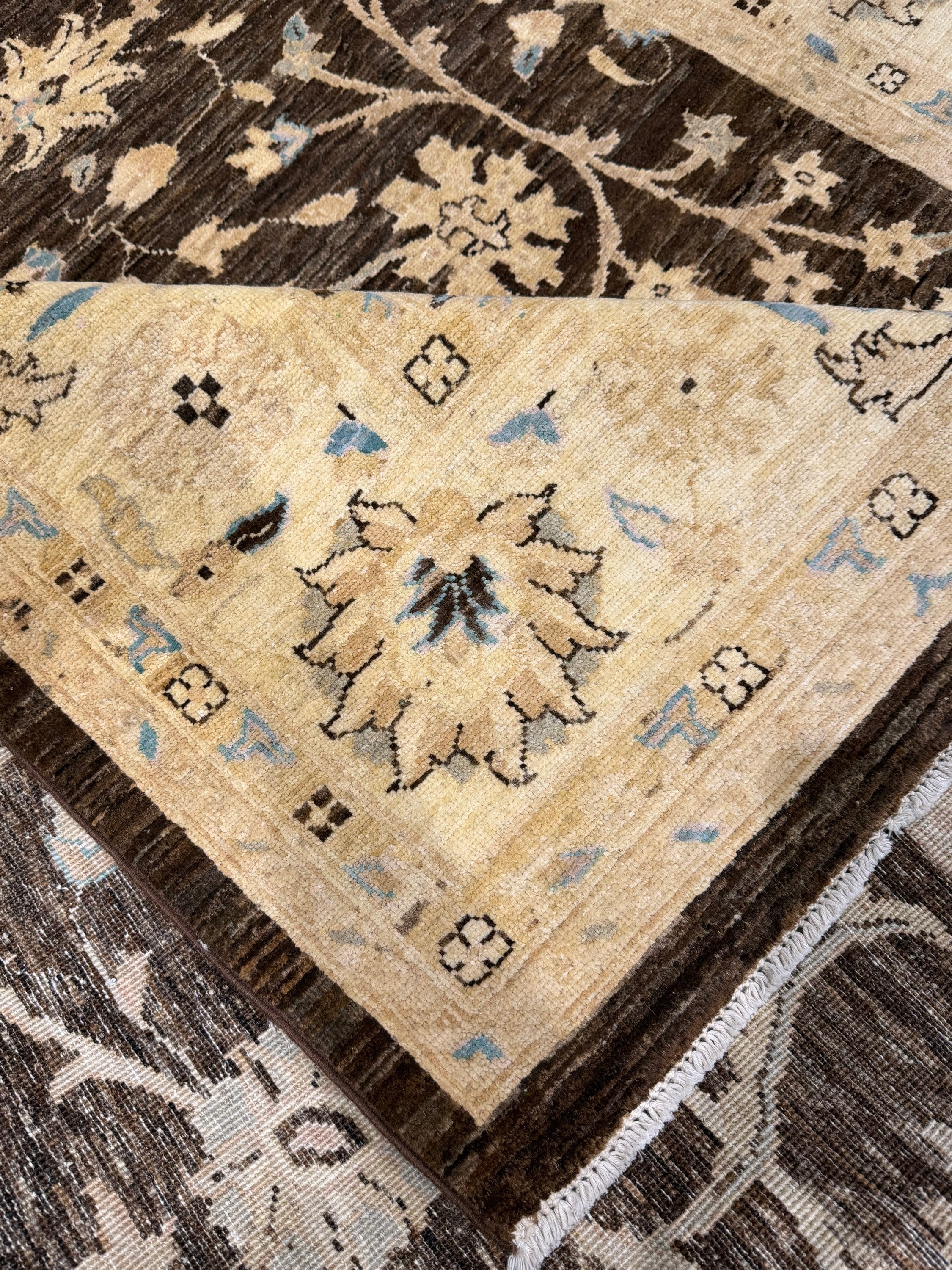 Chobi Rug - 271 cm x 181 cm