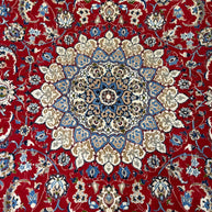 Nain Rug - 310 cm x 202 cm