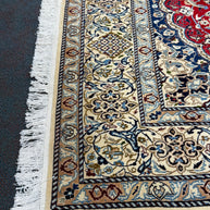 Nain Rug - 310 cm x 202 cm