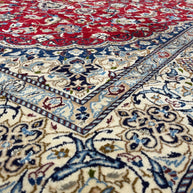 Nain Rug - 310 cm x 202 cm