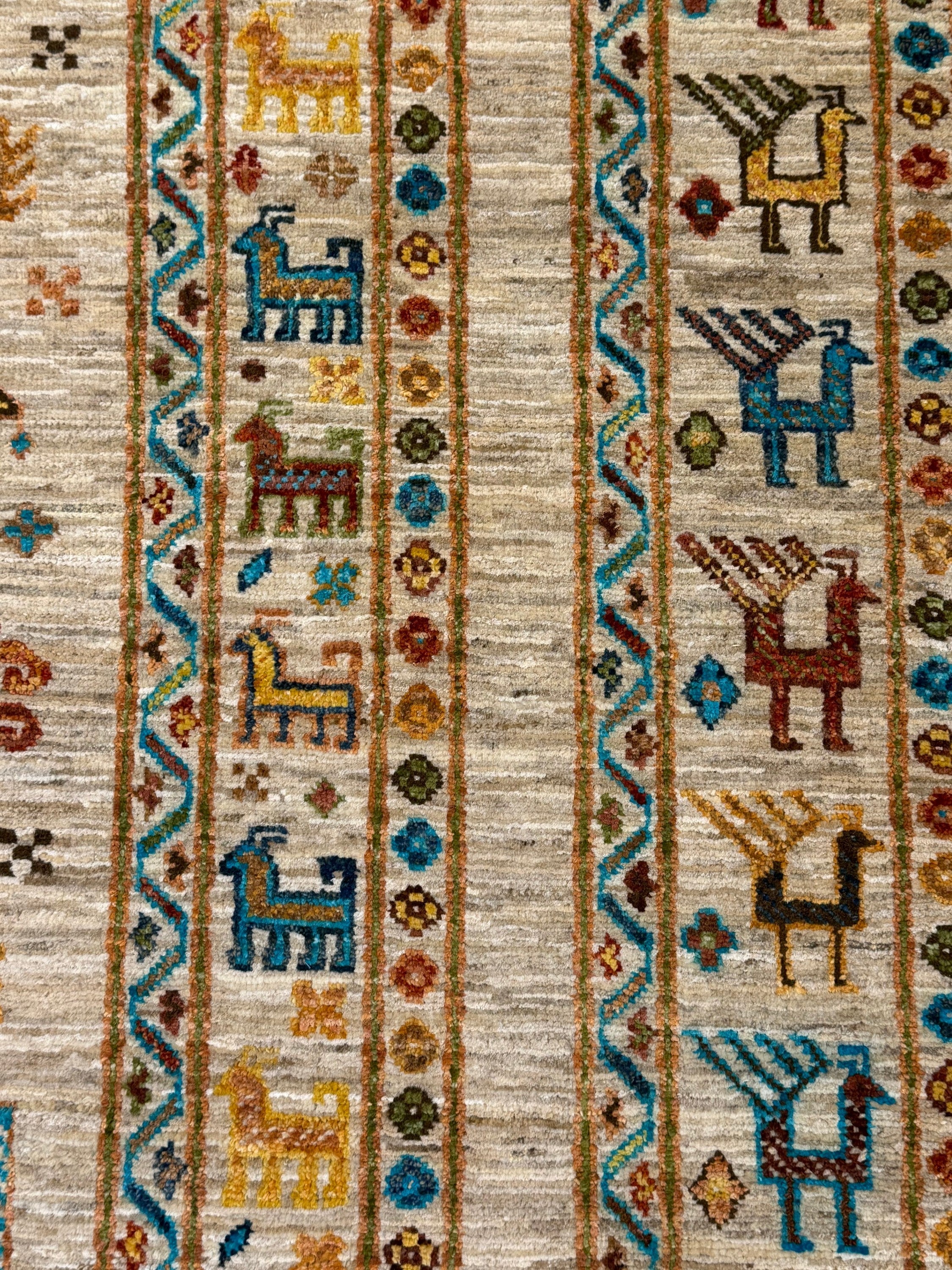 Khurjeen Rug - 313 cm x 205 cm