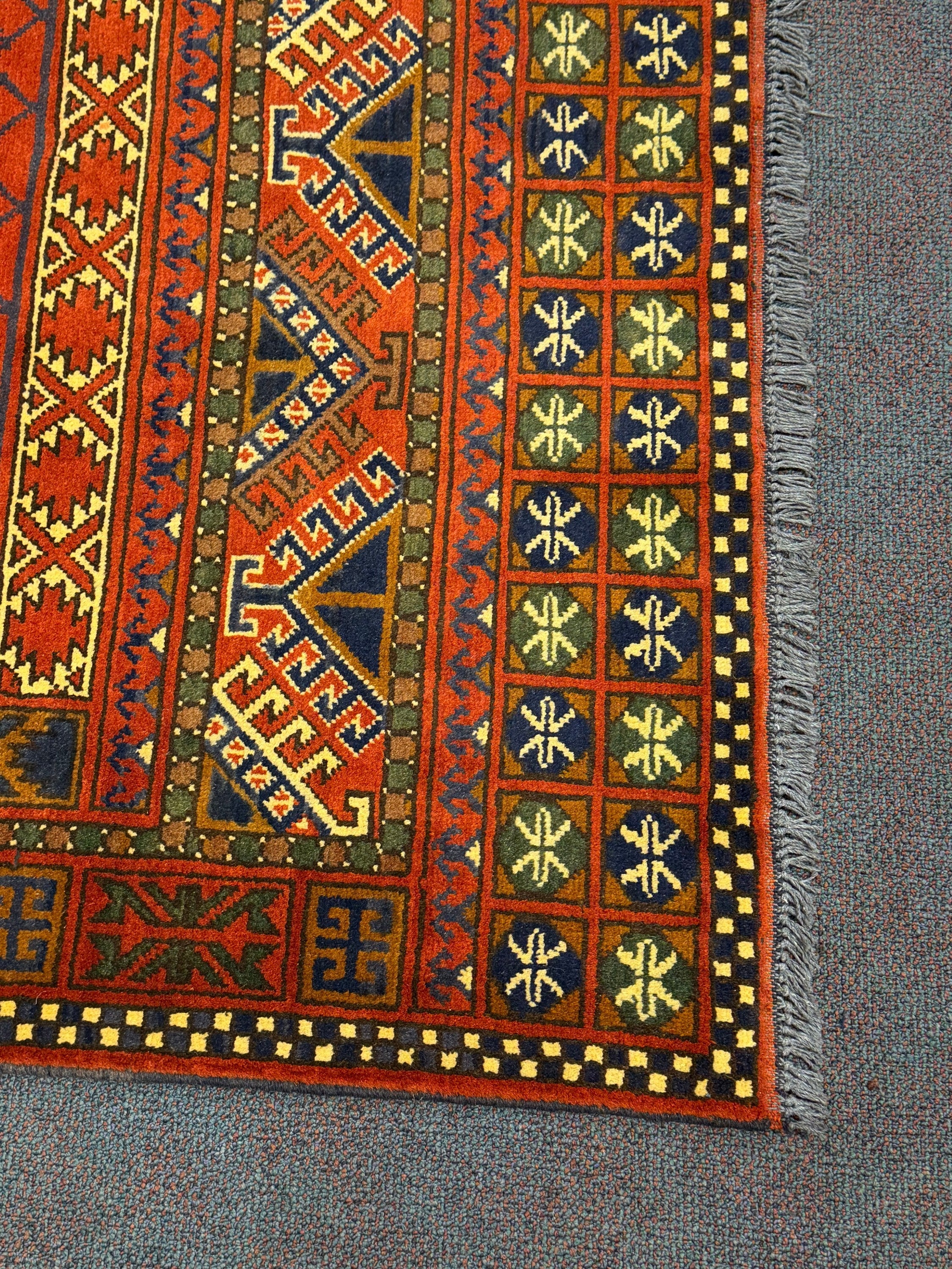 Hatchlu Rug  - 292 cm x 203 cm
