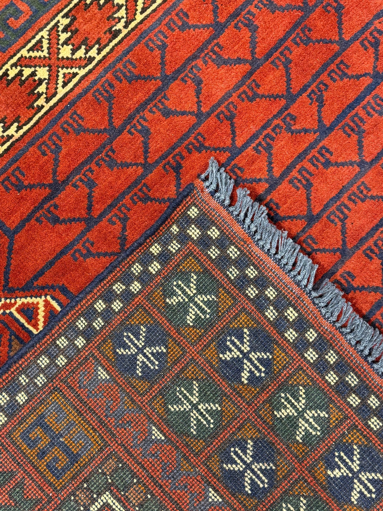 Hatchlu Rug  - 292 cm x 203 cm