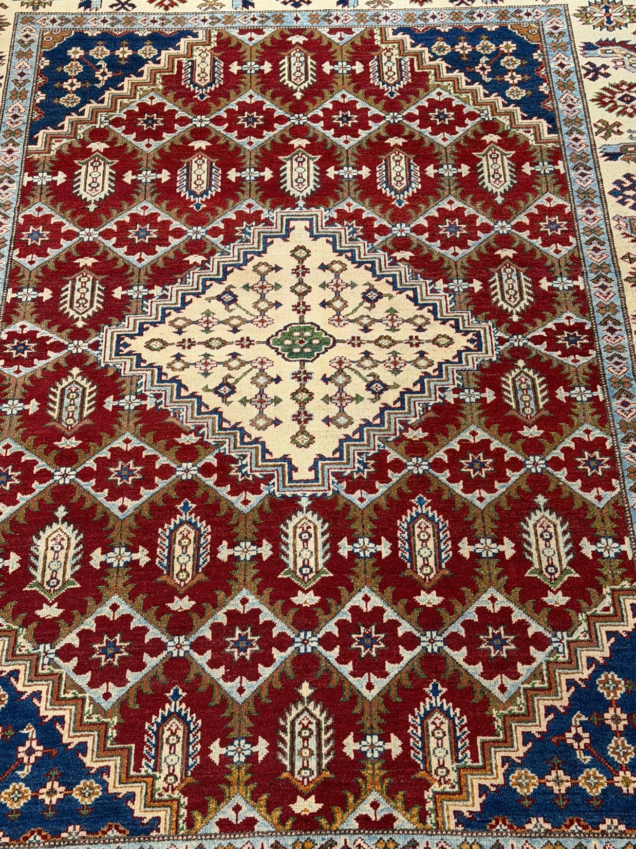 Kazak Rug  - 257 cm x 185 cm