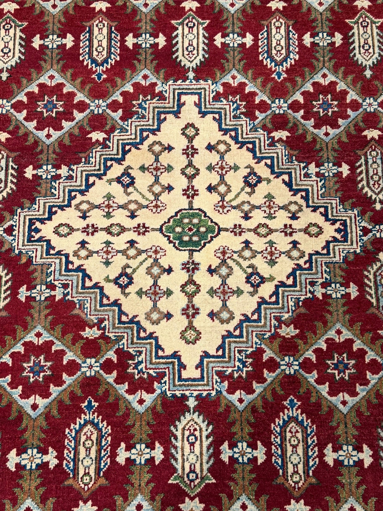 Kazak Rug  - 257 cm x 185 cm
