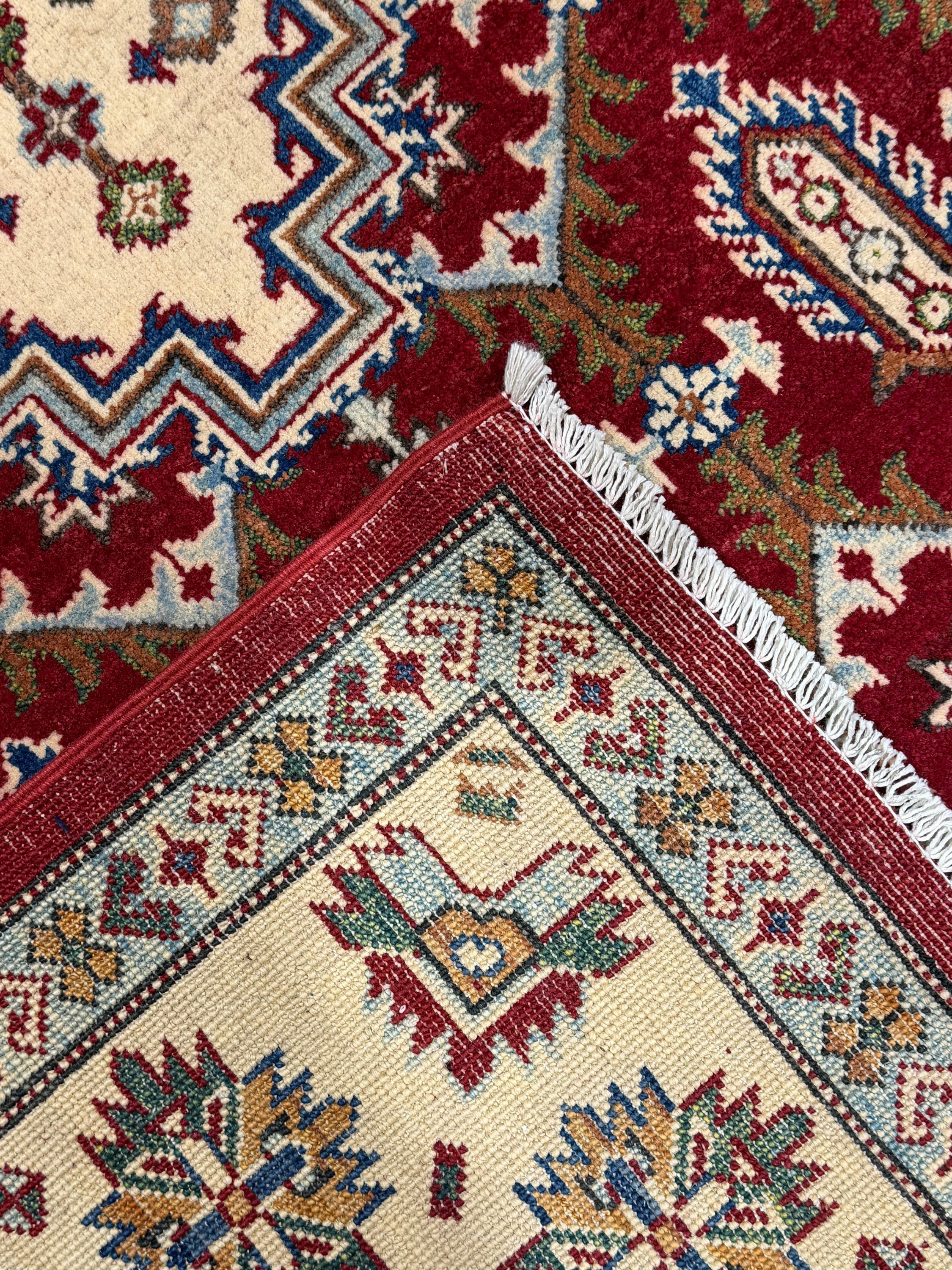 Kazak Rug  - 257 cm x 185 cm