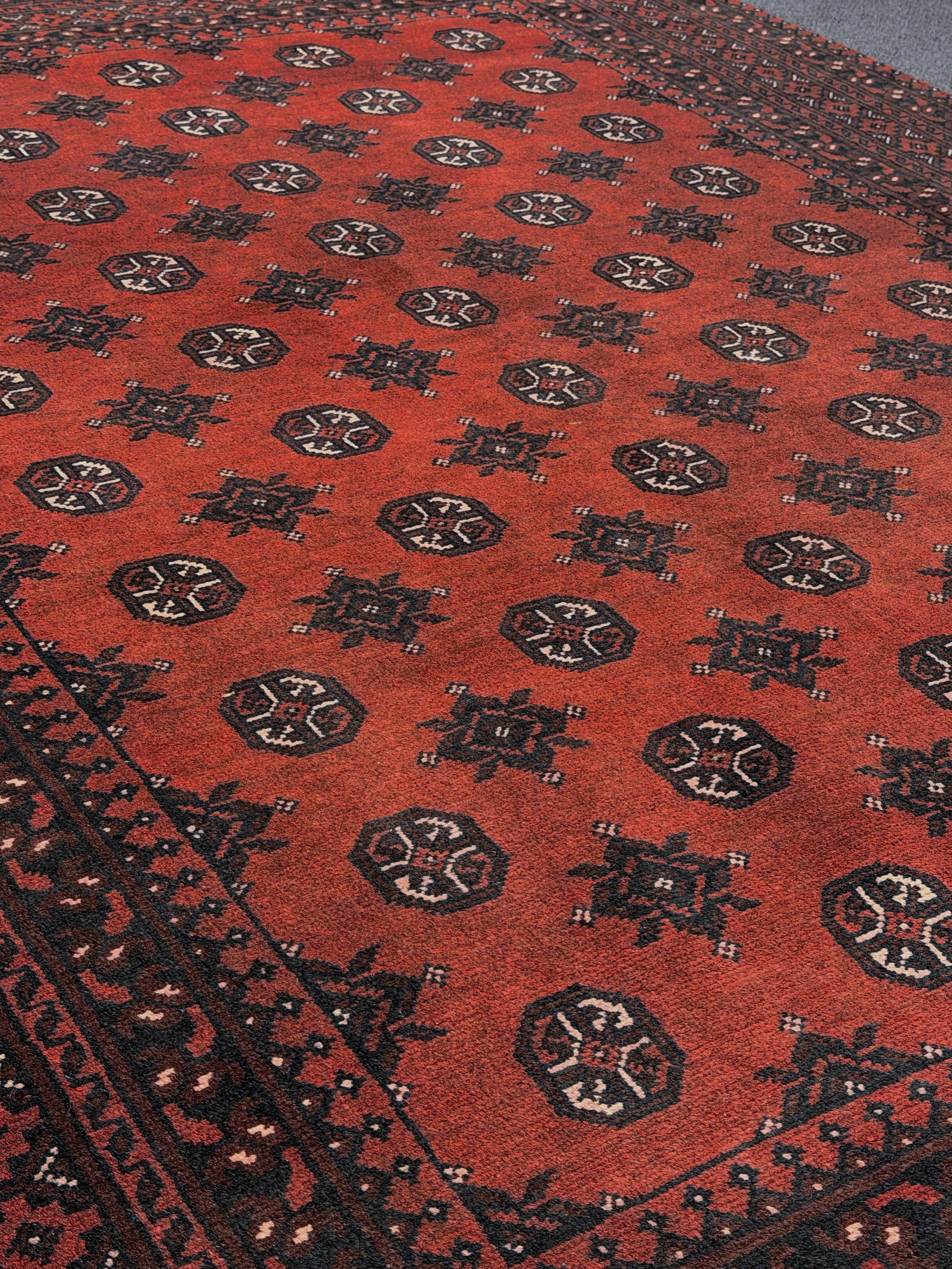 Turkoman Rug  - 281 cm x 215 cm