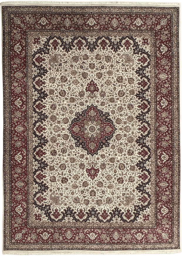 Isfahan Rug - 431 cm x 306 cm