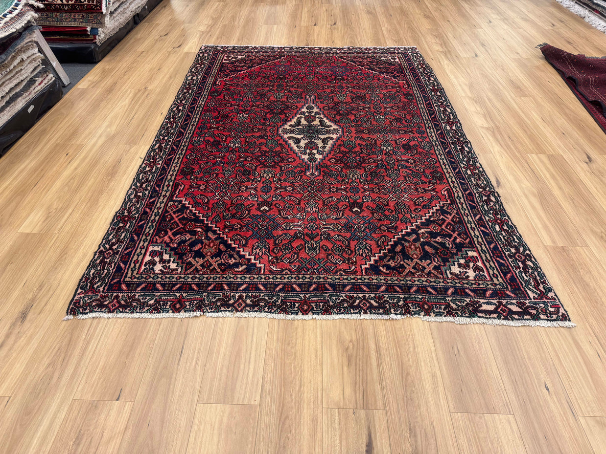 Hamadan Rug - 284 cm x 186 cm